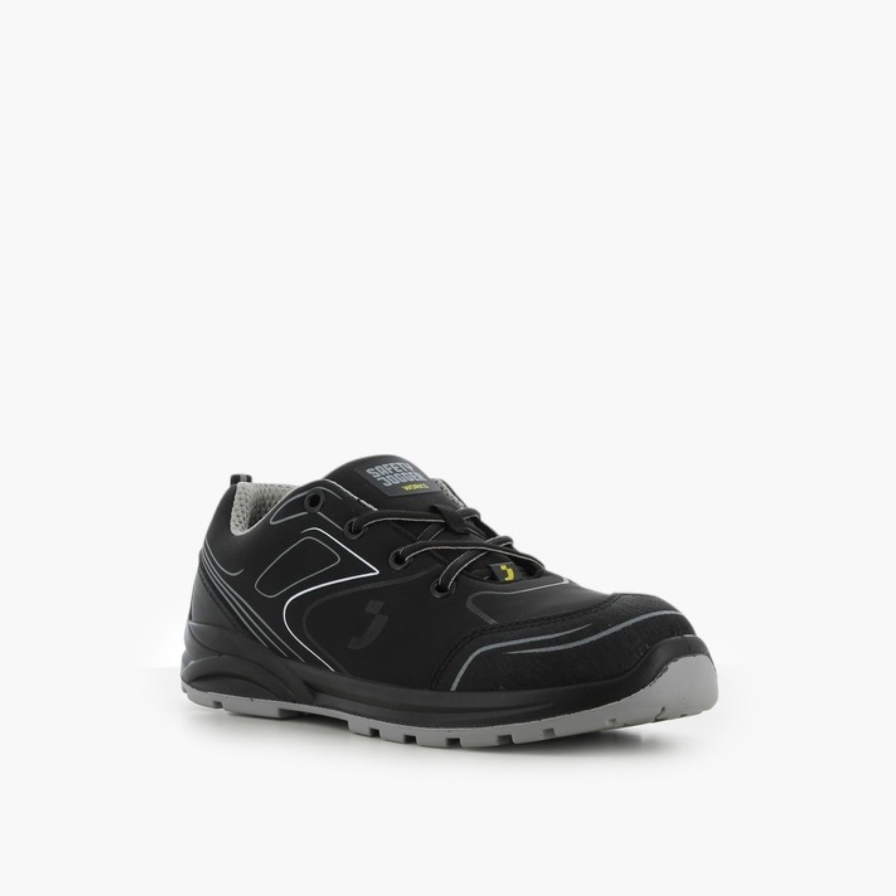 حذاء سنيكرز جلد برباط إغلاق للرجال من أس جيه-men-shoes-sneakers-image-1