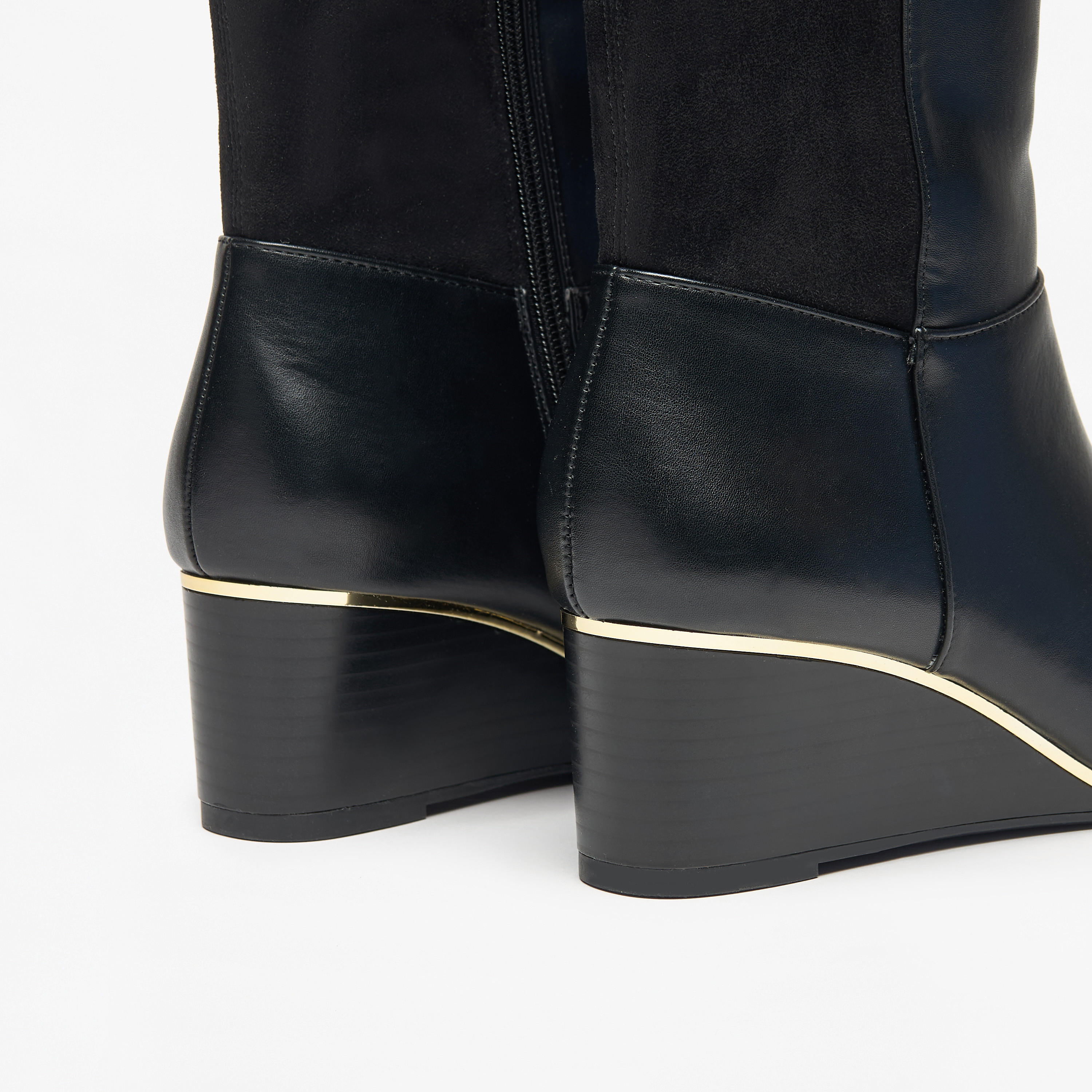 بوت سادة برقبة طويلة وسحاب إغلاق للنساء من سيليست-women-shoes-boots-image-7