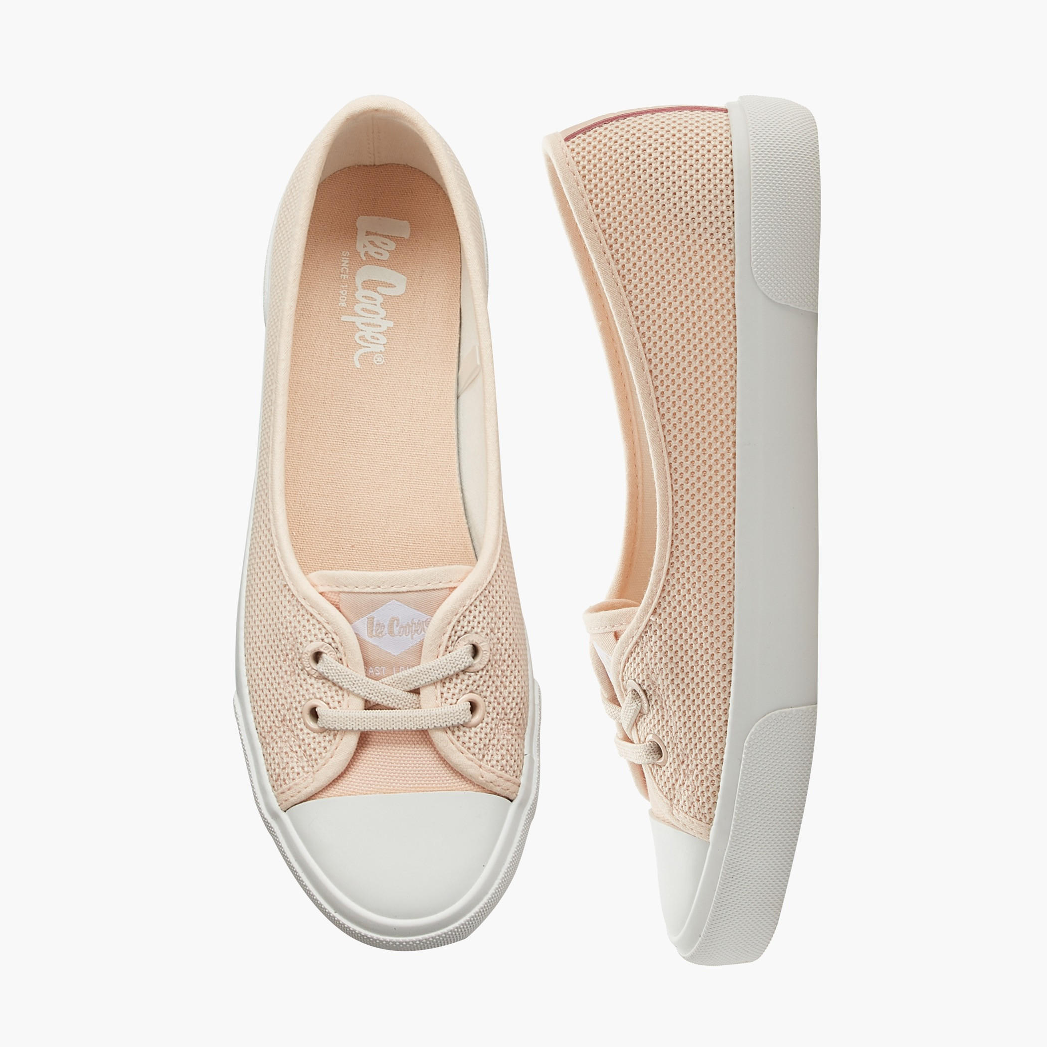 حذاء كانفاس سهل الارتداء للنساء من لي كوبر-women-shoes-sneakers-image-1
