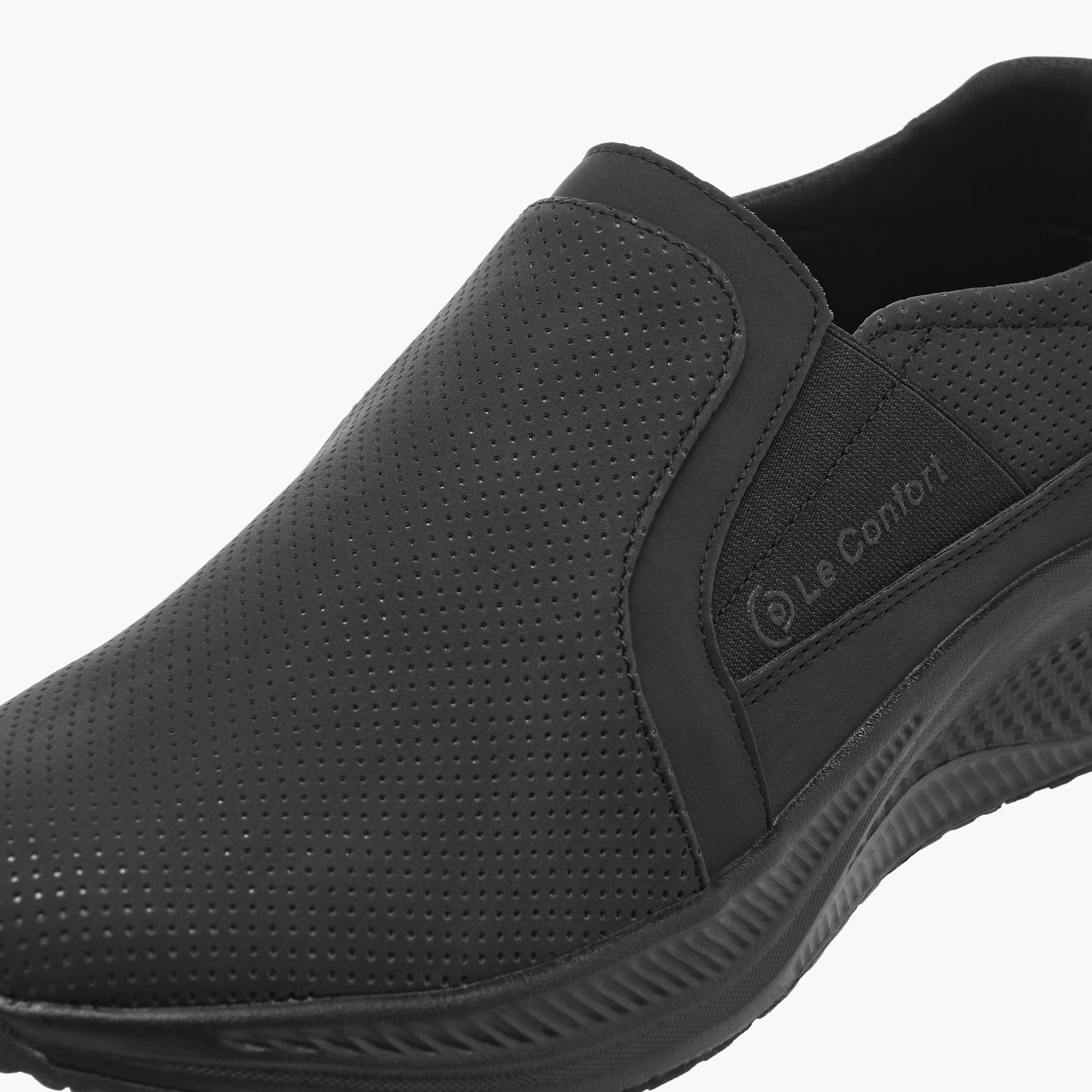 حذاء سهل الارتداء مريح بارز الملمس من لو كونفورت-men-shoes-loafersandmoccasins-image-3