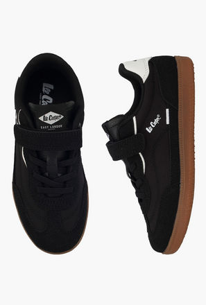 حذاء سنيكرز بطول الكاحل وشريط إغلاق لاصق للأولاد من لي كوبر-boys-shoes-sneakers-image-1