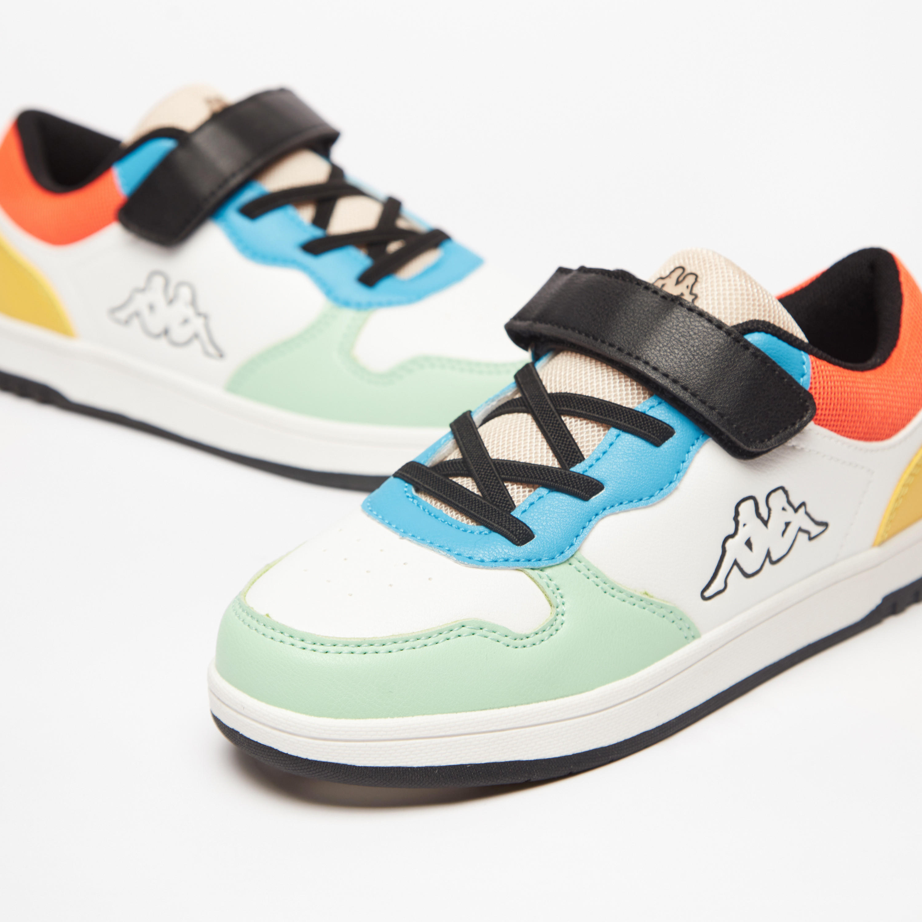 Kappa Kids' Colourblock Low Ankle Sneakers with Hook and Loop Closure-boys-shoes-sneakers-image-5