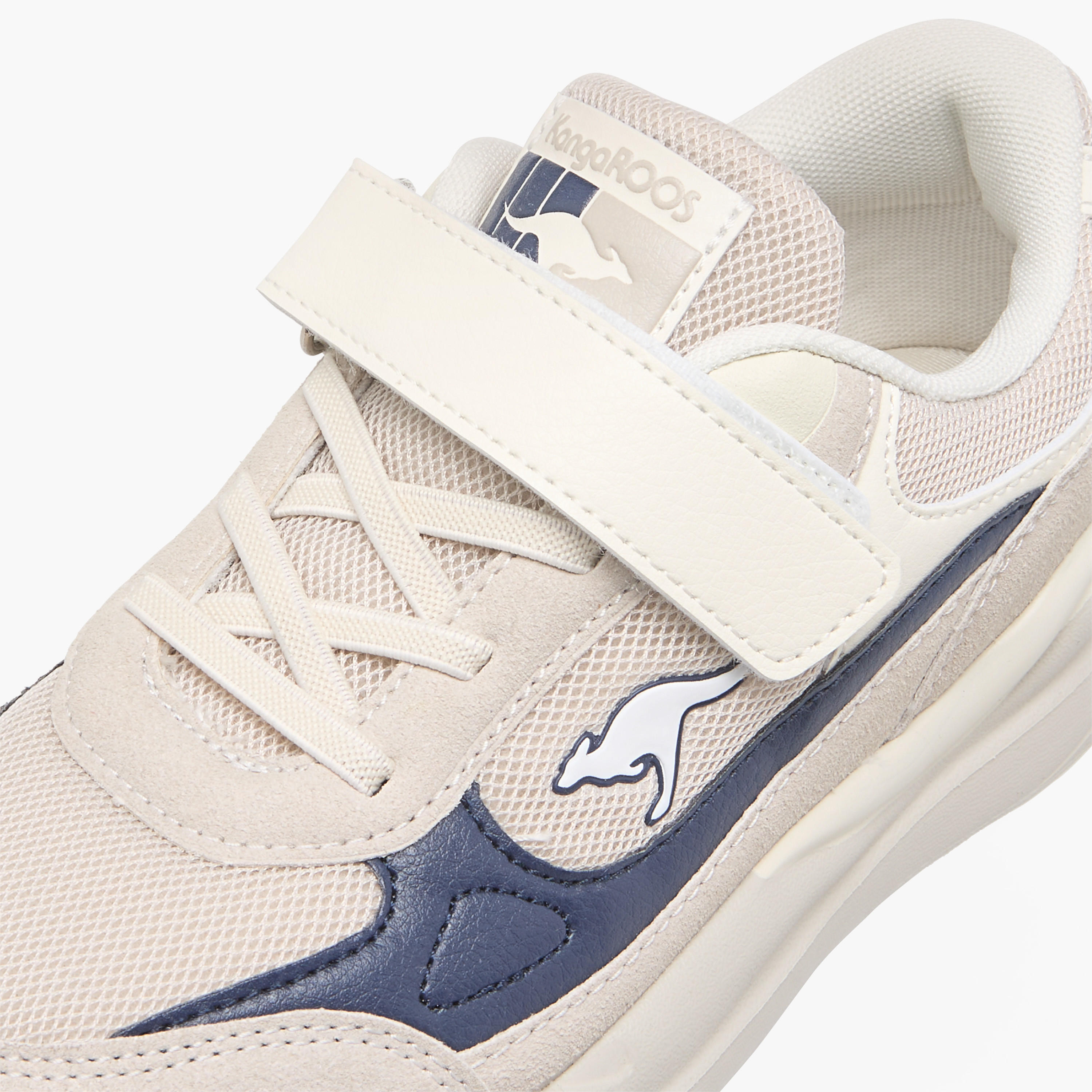 KangaROOS Girls' Logo Detail Sports Shoes with Hook and Loop Closure-girls-shoes-sports-image-4