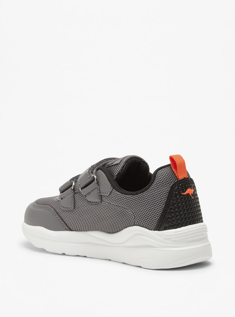 KangaROOS Textured Sports Shoes with Hook and Loop Closure-sports-boys-shoes-image-2
