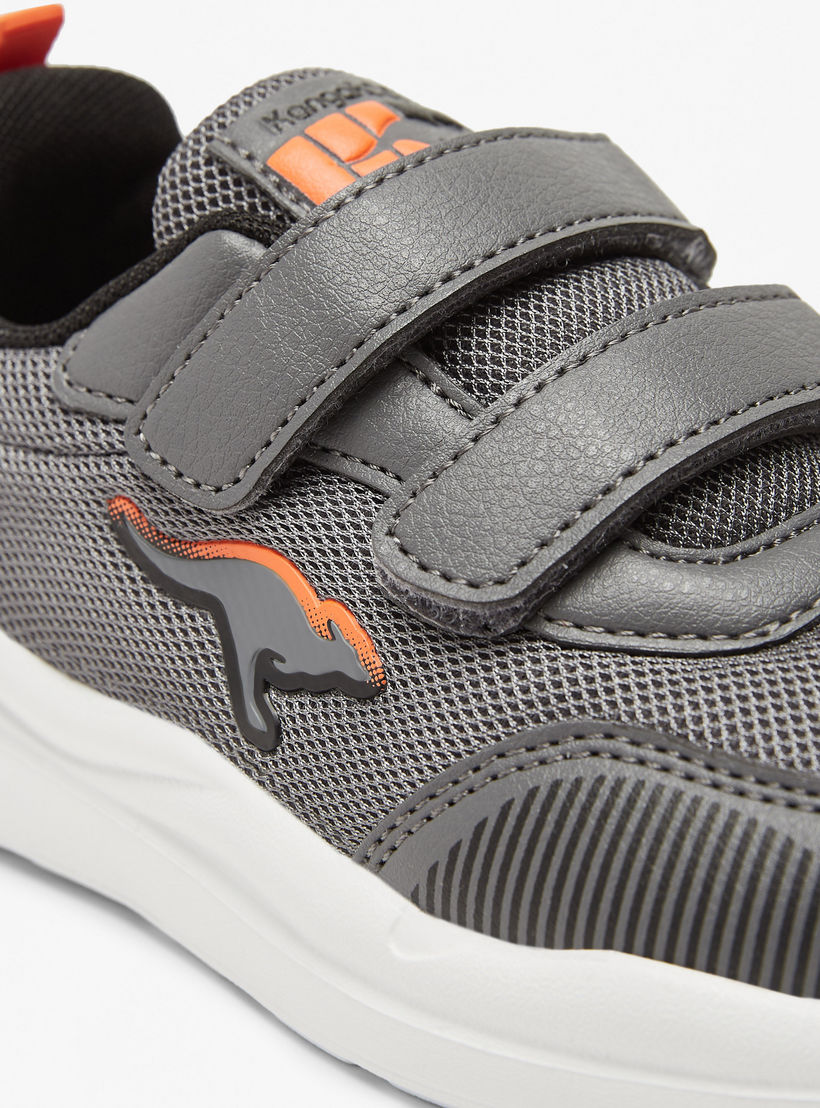 KangaROOS Textured Sports Shoes with Hook and Loop Closure-sports-boys-shoes-image-5