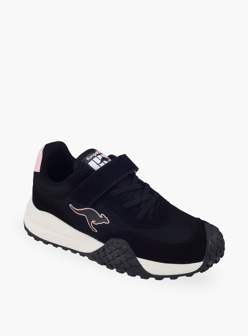 حذاء سنيكرز بشريط إغلاق لاصق للبنات من كانجاروز-girls-shoes-sneakers-image-2