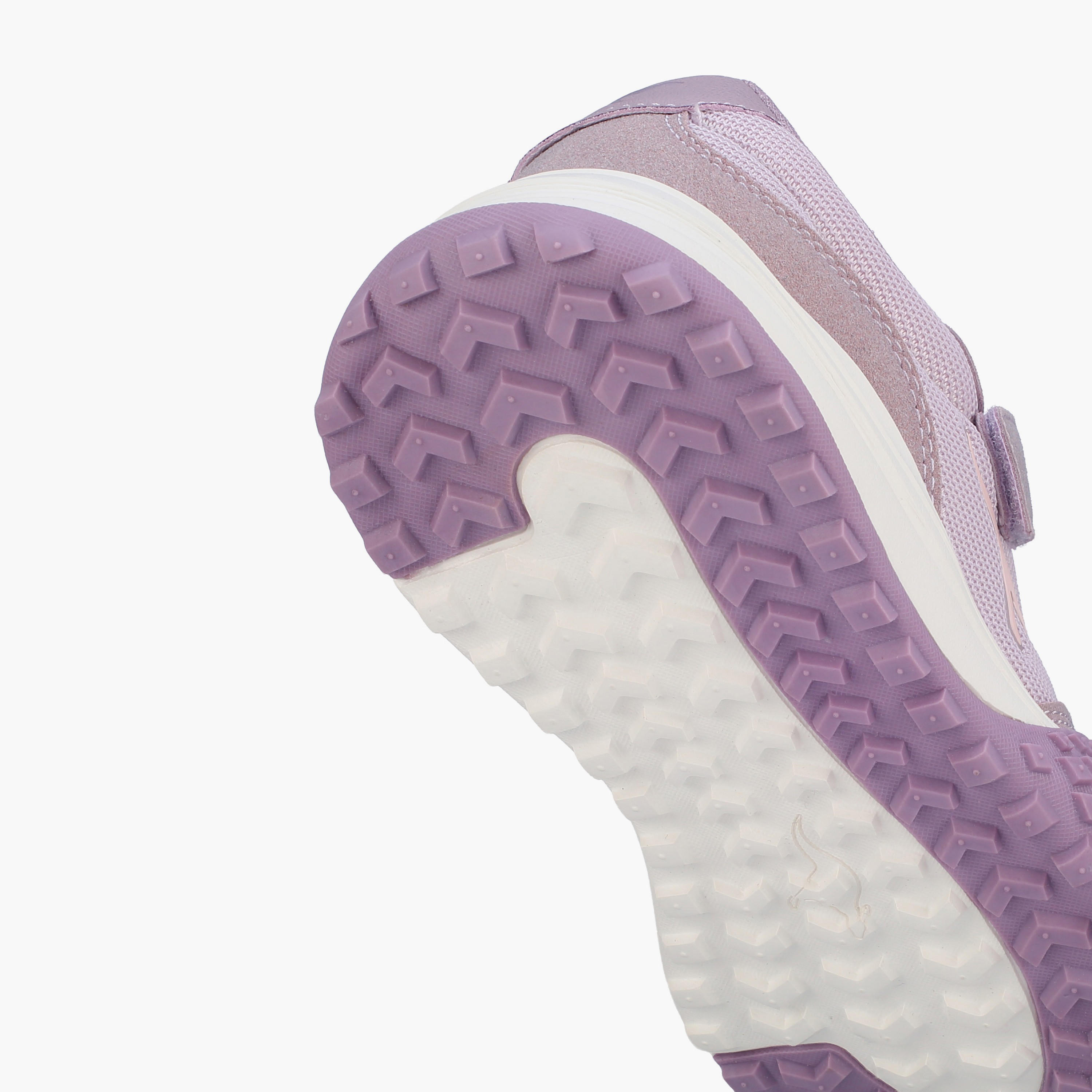 حذاء سنيكرز بشريط إغلاق لاصق للبنات من كانجاروز-girls-shoes-sneakers-image-5