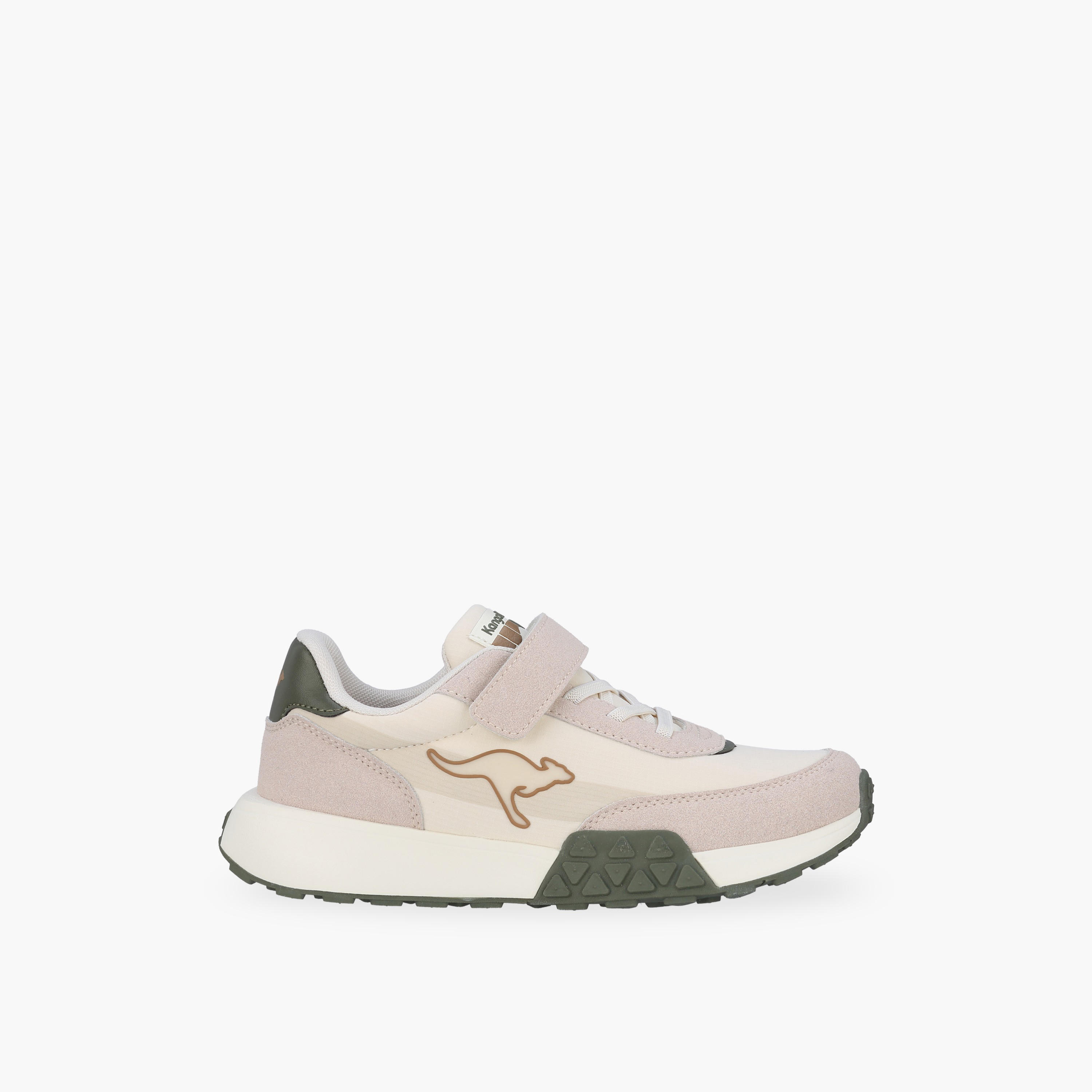 حذاء رياضي للأولاد بشريط لاصق من كانغاروز-boys-shoes-sneakers-image-3