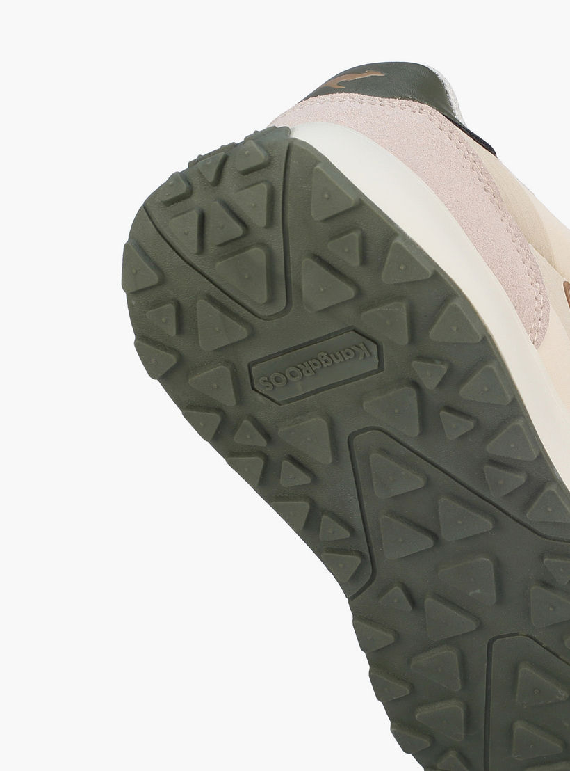 حذاء رياضي للأولاد بشريط لاصق من كانغاروز-boys-shoes-sneakers-image-5