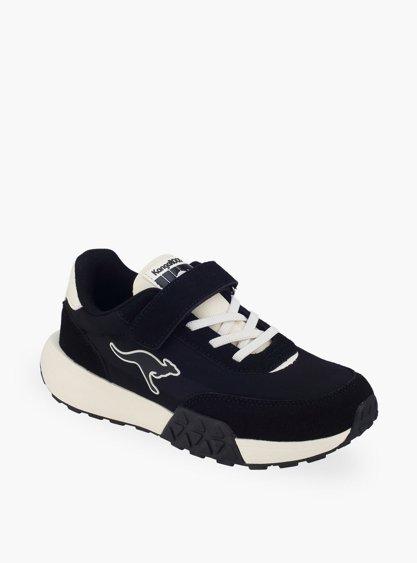 حذاء رياضي للأولاد بشريط لاصق من كانغاروز-boys-shoes-sneakers-image-2