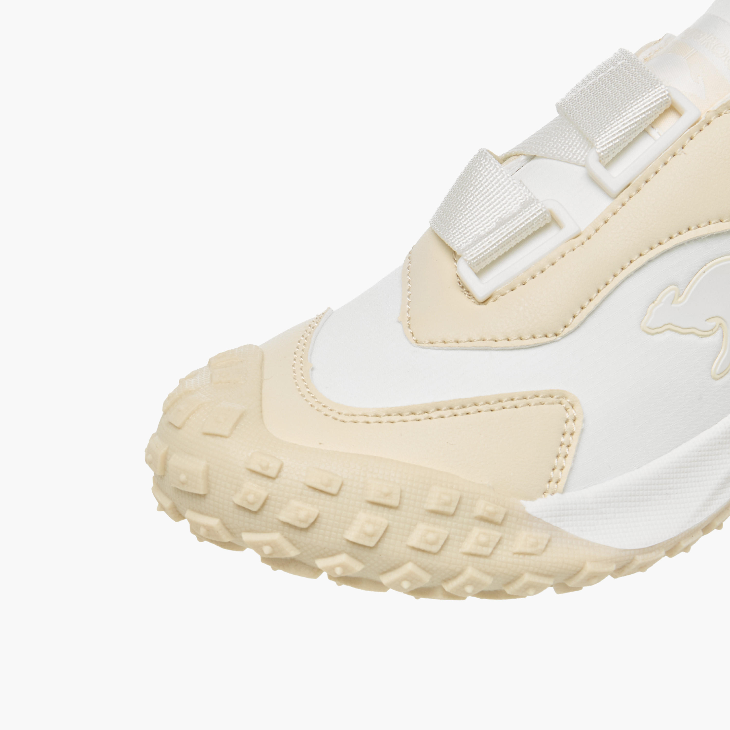 KangaROOS Boys Panelled Hook and Loop Sports Shoes-boys-shoes-sneakers-image-4