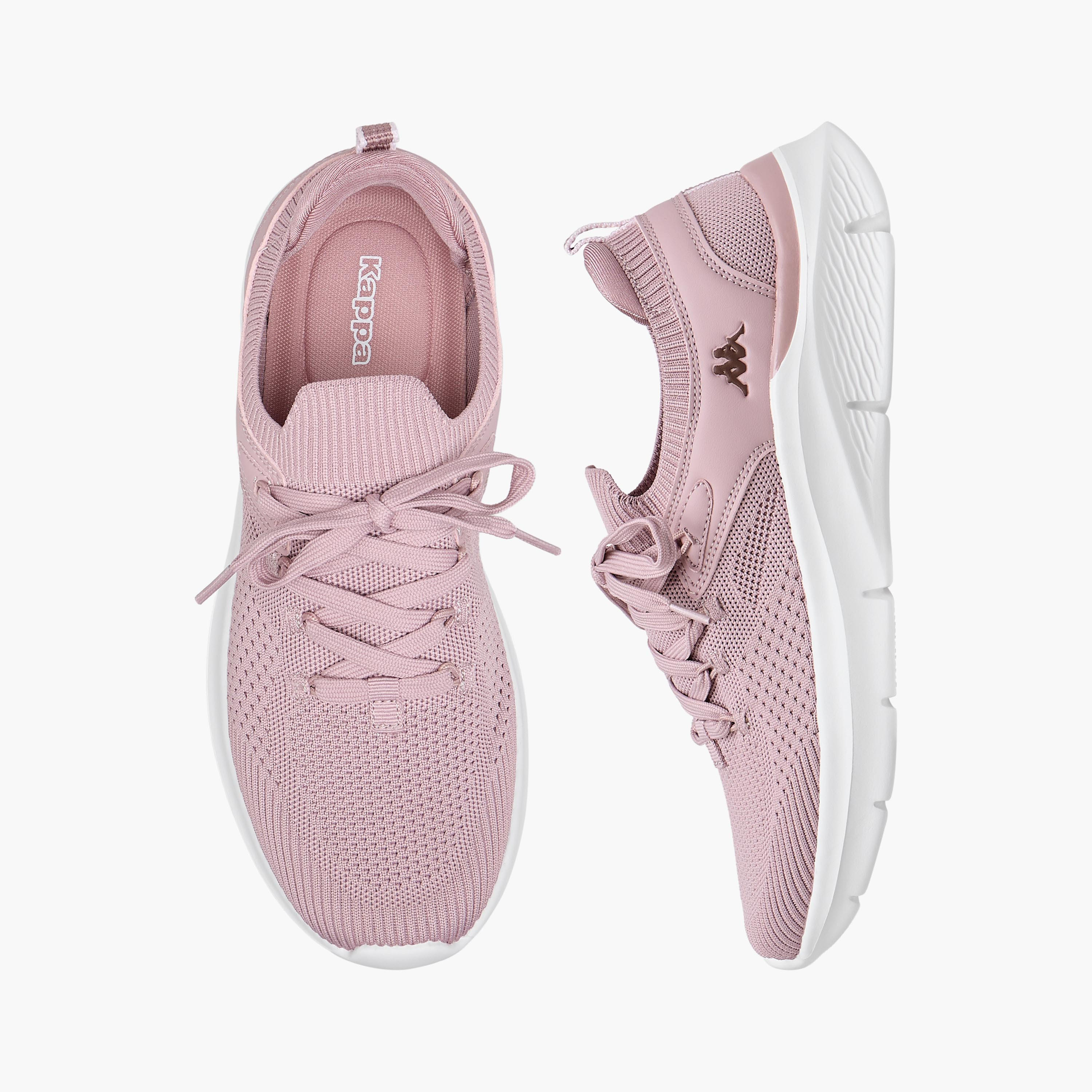حذاء رياضي برباط إغلاق للنساء من كابا-women-shoes-sports-image-1