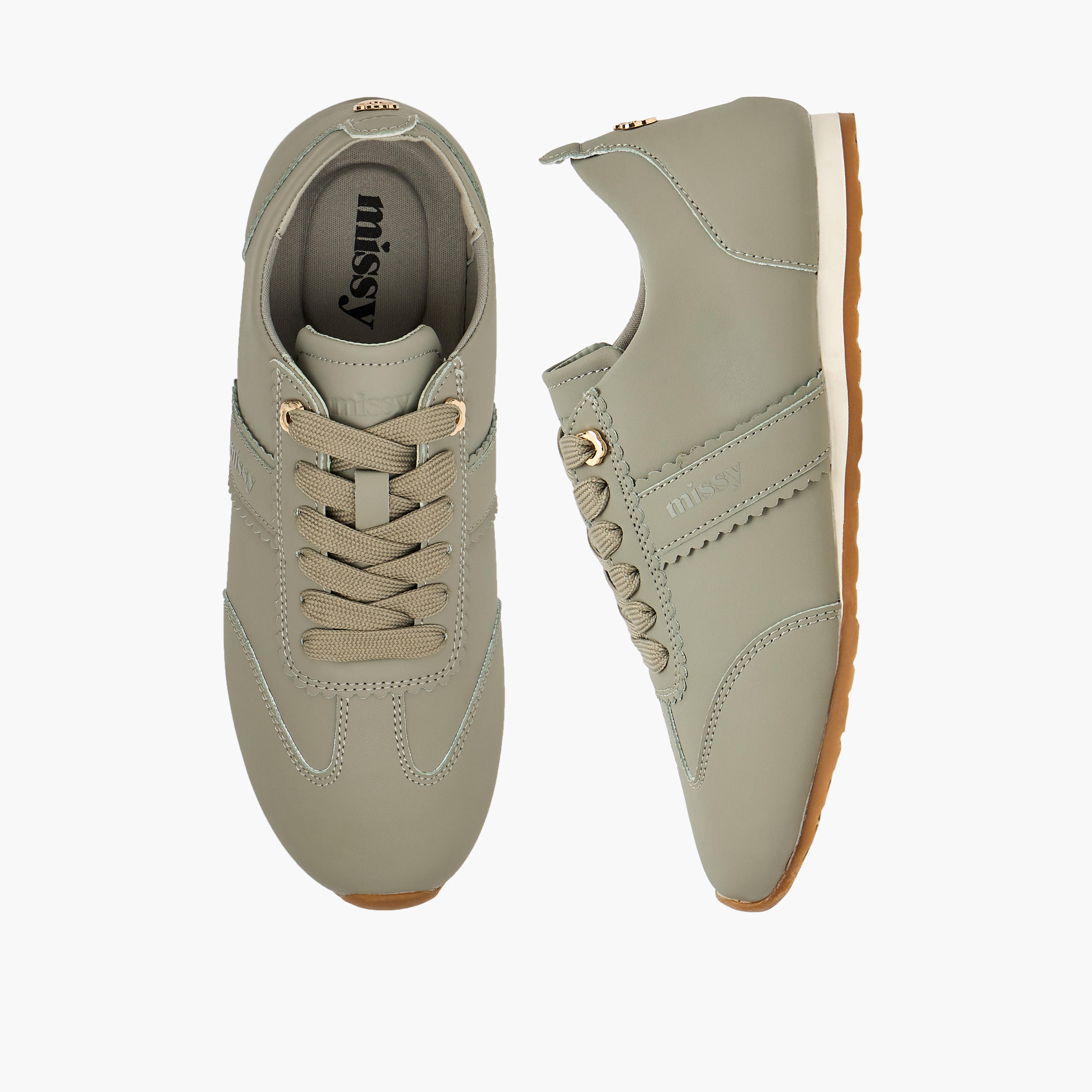 حذاء نسائي بكاحل مزود برباط وتقليم على شكل قوس من ميسي-women-shoes-sneakers-image-1
