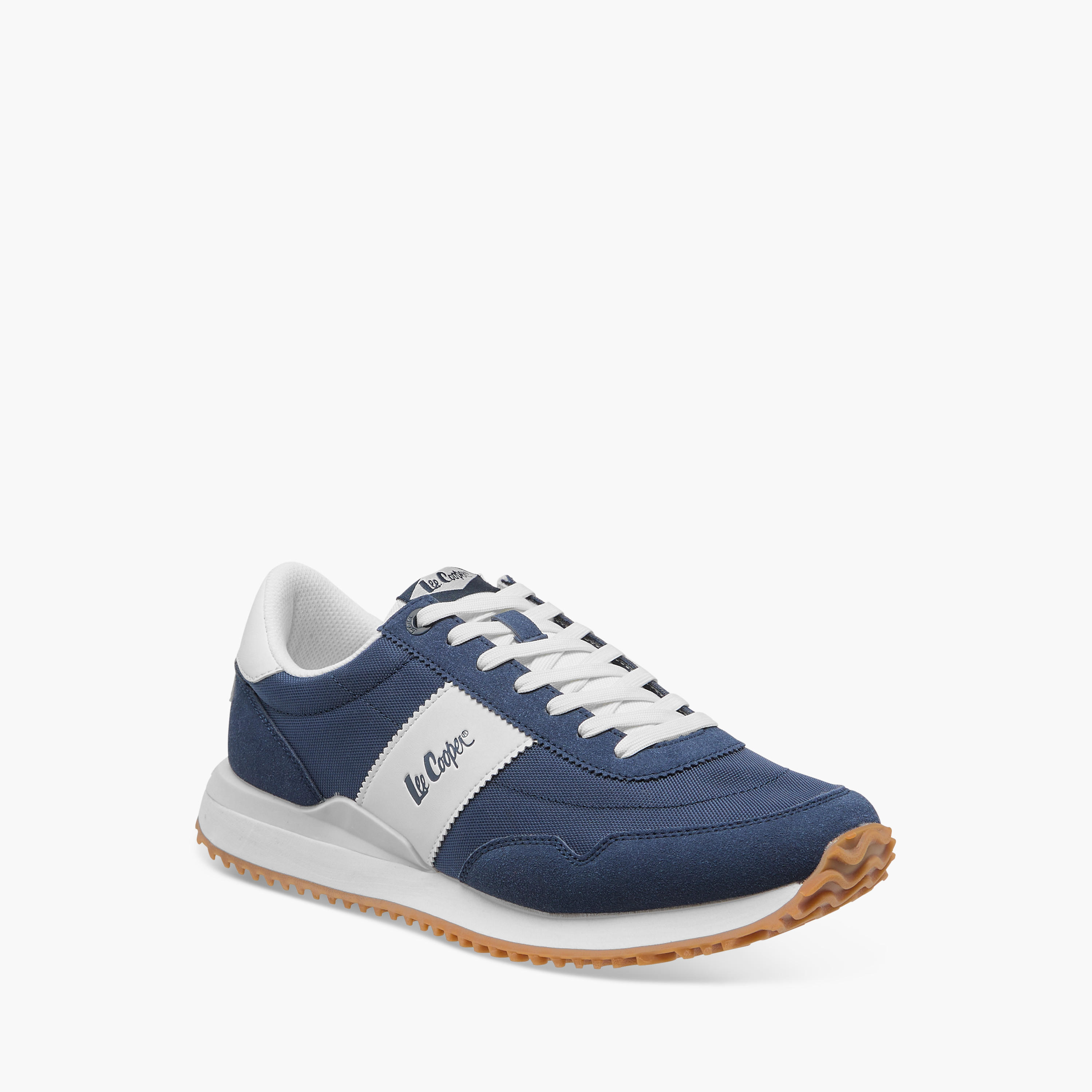 حذاء سنيكرز بتفاصيل شعار ورباط إغلاق للرجال من لي كوبر-men-shoes-sneakers-image-2
