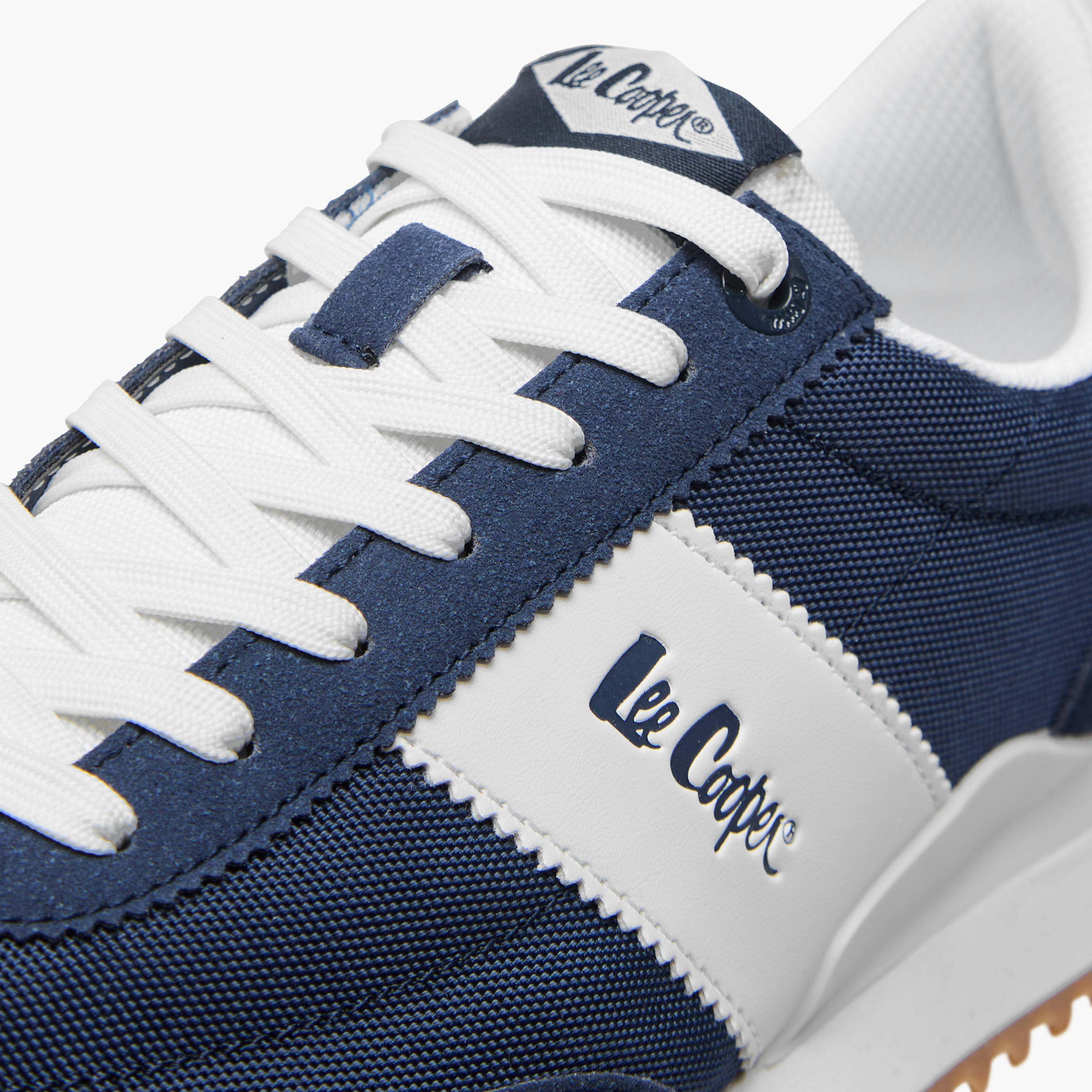 حذاء سنيكرز بتفاصيل شعار ورباط إغلاق للرجال من لي كوبر-men-shoes-sneakers-image-4
