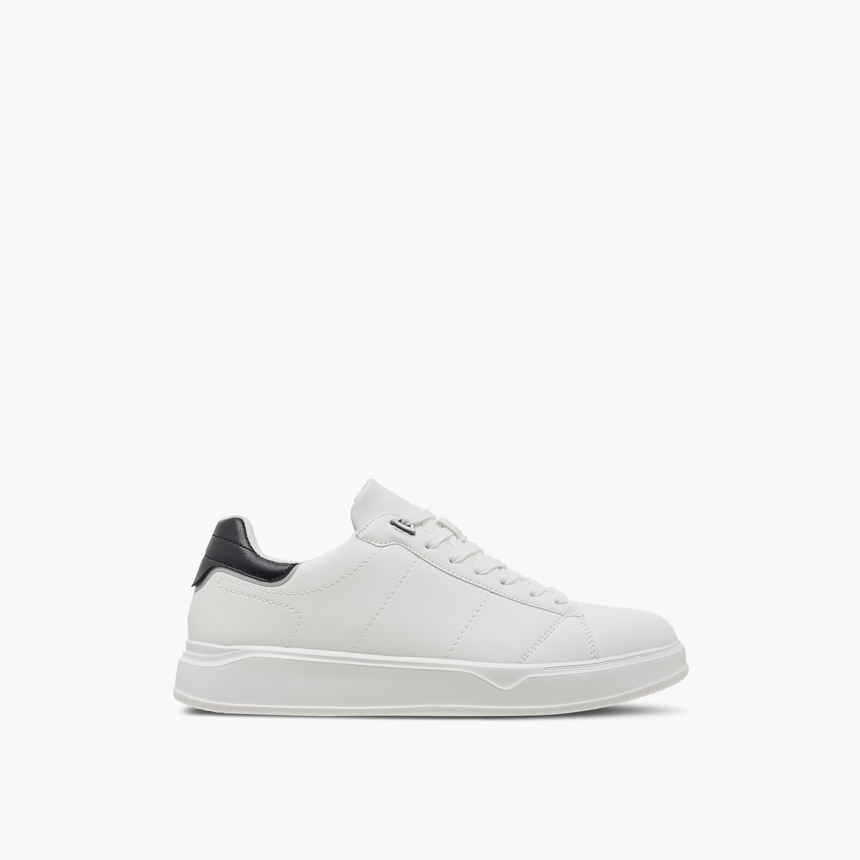 حذاء سنيكرز ساجة بطول الكاحل ورباط إغلاق من أل بي أل من شو أكسبريس-men-shoes-sneakers-image-3