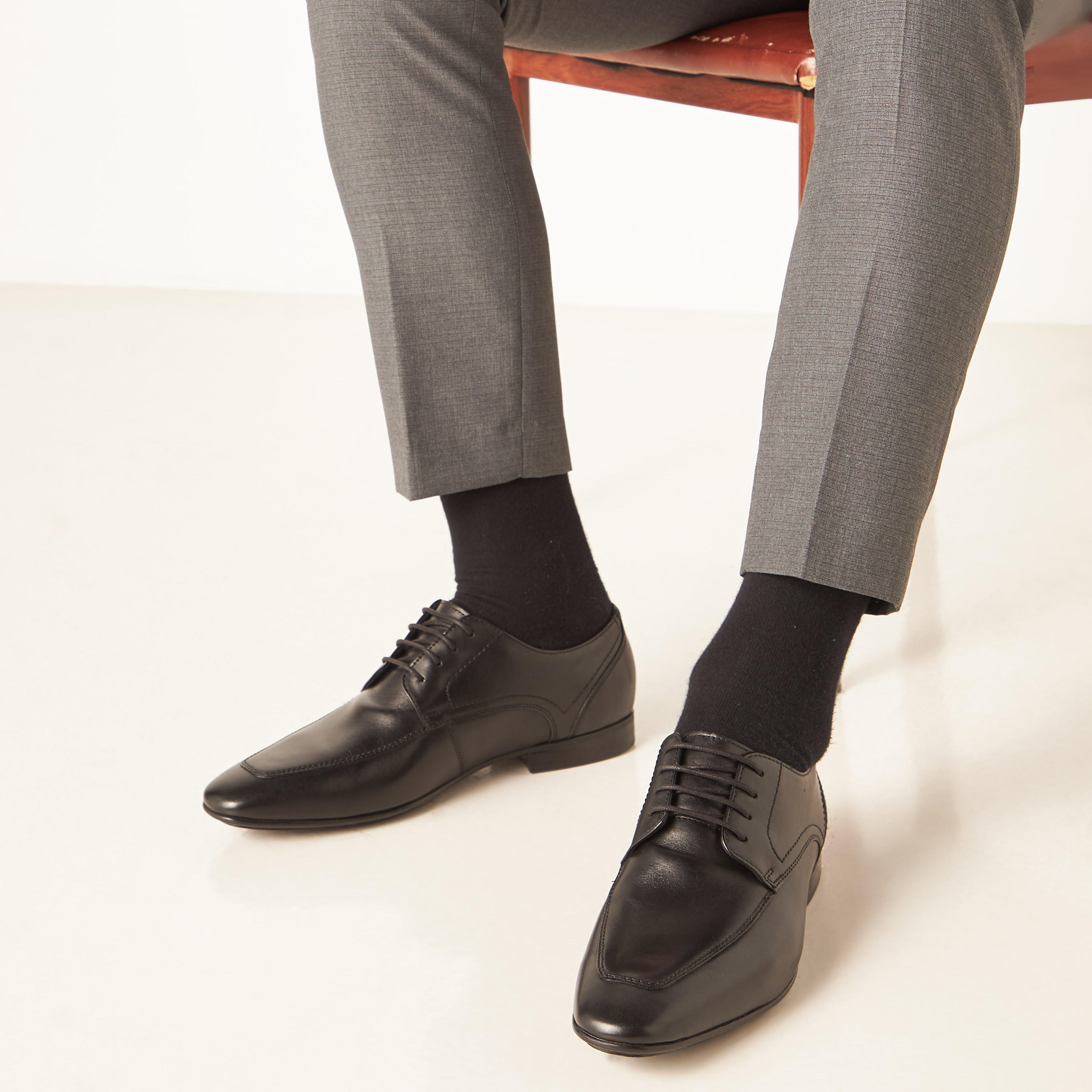 Duchini Men's Leather Derby Shoes with Lace-Up Closure-men-shoes-formalshoes-image-1