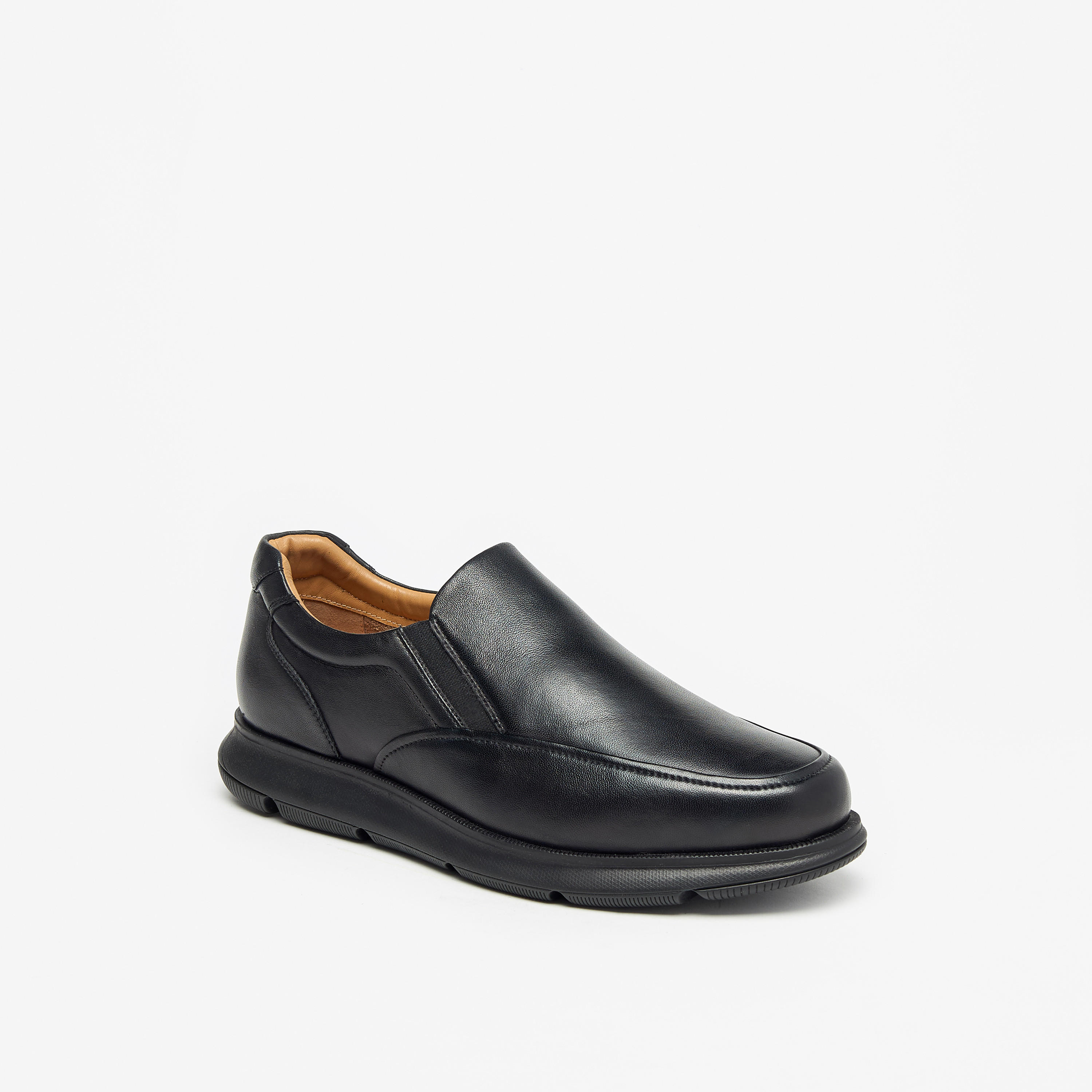 Le Confort Leather Solid Slip-On Loafers-men-shoes-formalshoes-image-1