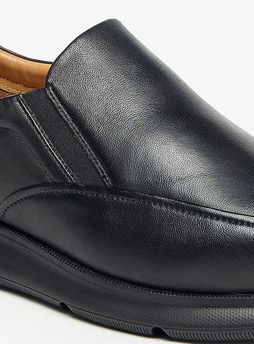 Le Confort Leather Solid Slip-On Loafers-men-shoes-formalshoes-image-5