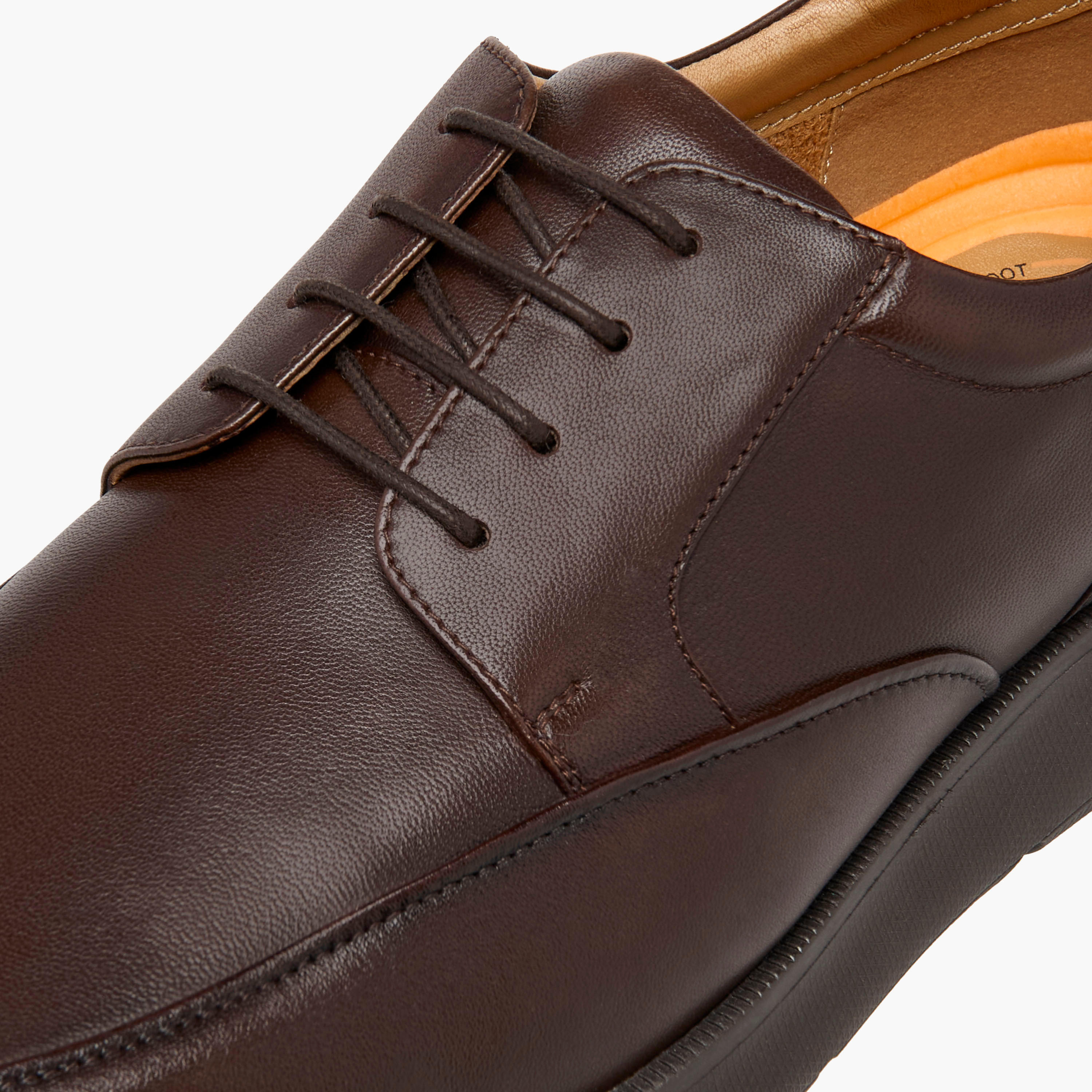 حذاء ديربي جلد سادة برباط من لو كونفورت -men-shoes-formalshoes-image-4