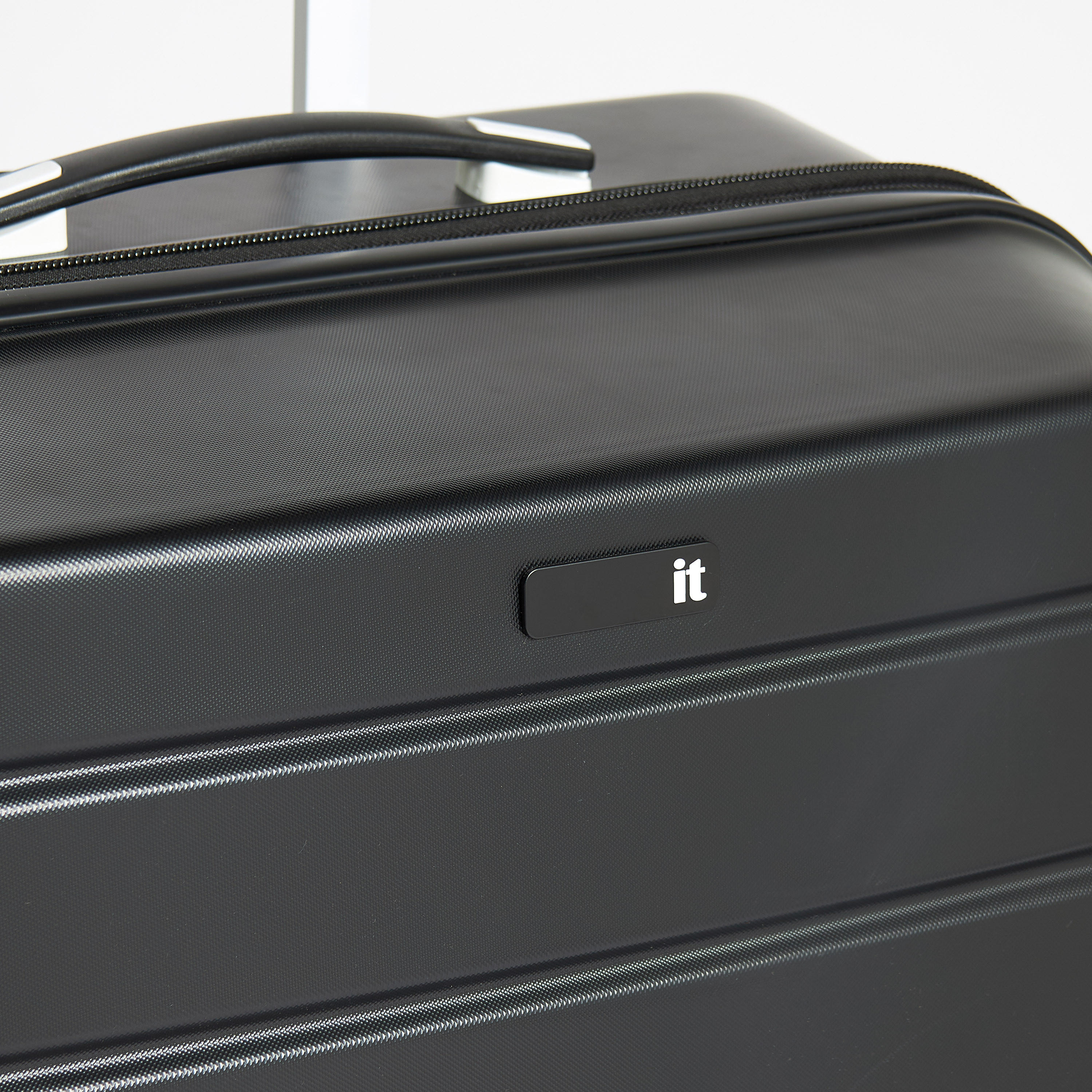 IT Textured Hardcase Luggage Trolley Bag with Retractable Handle and Wheels-travel-luggagesandbags-luggage-image-4