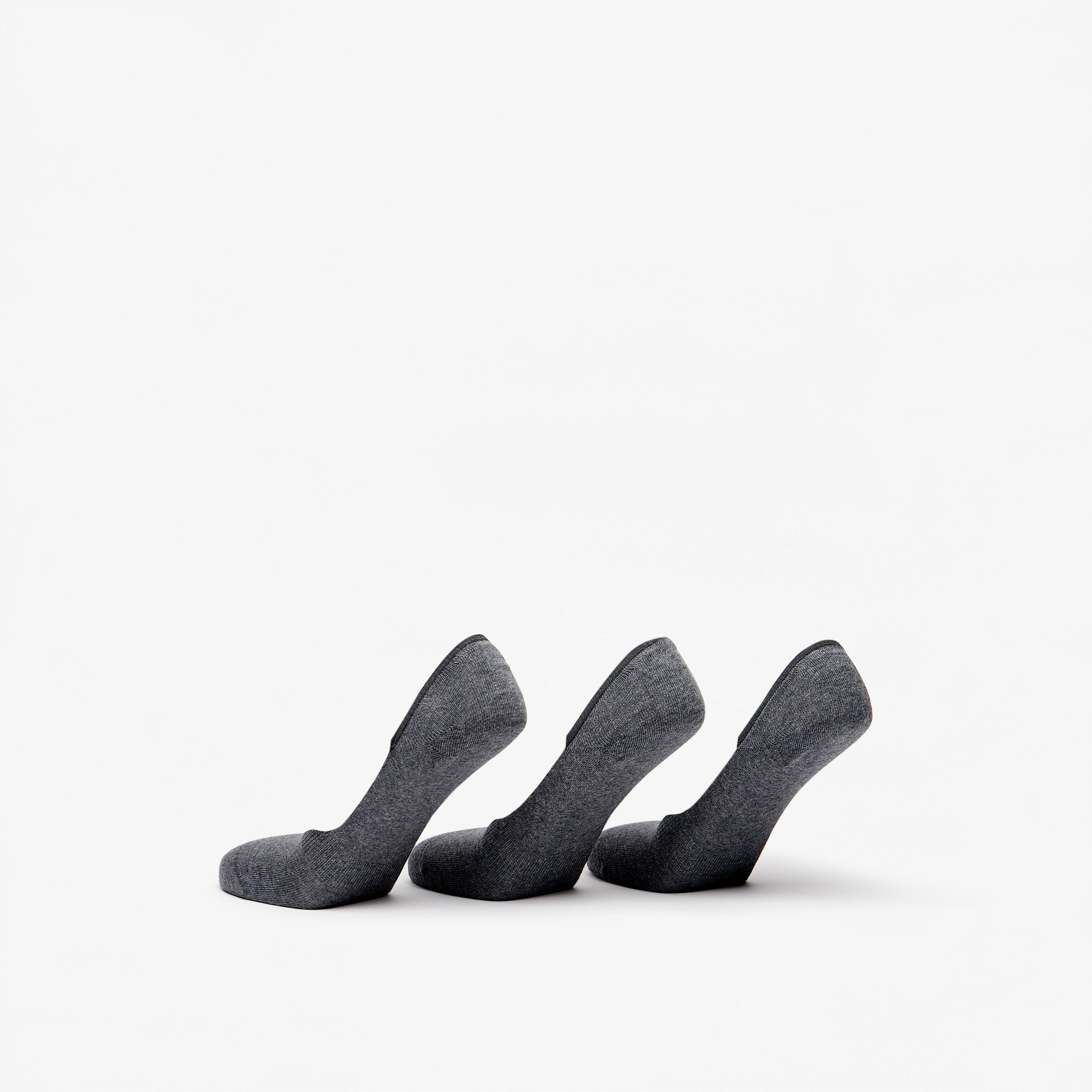 طقم جوارب 3 أزواج سادة غير مرئية من دوتشيني-men-socks-image-3