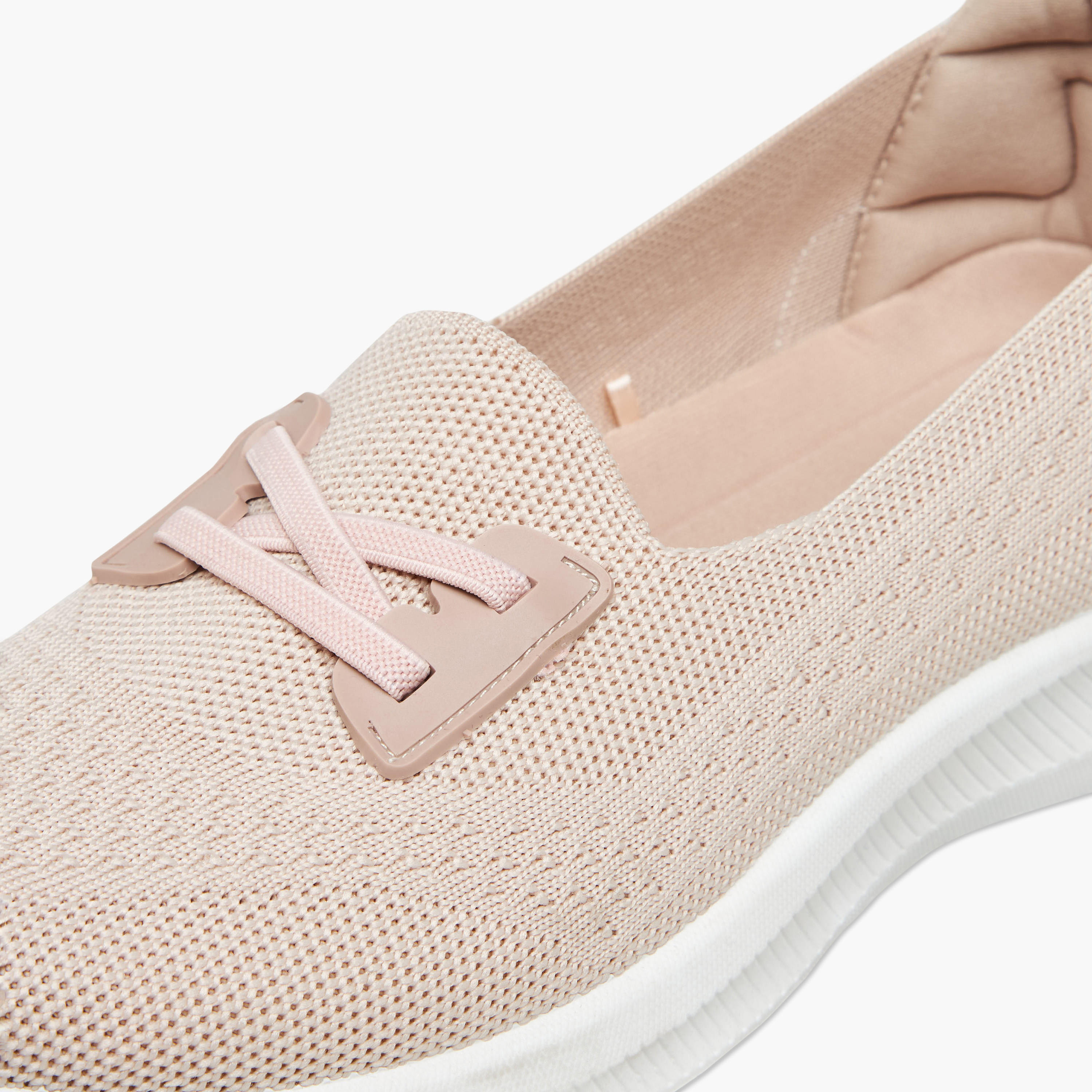 حذاء رياضي سهل الارتداء للنساء من أوكلان من شو إكسبريس-women-shoes-sneakers-image-4