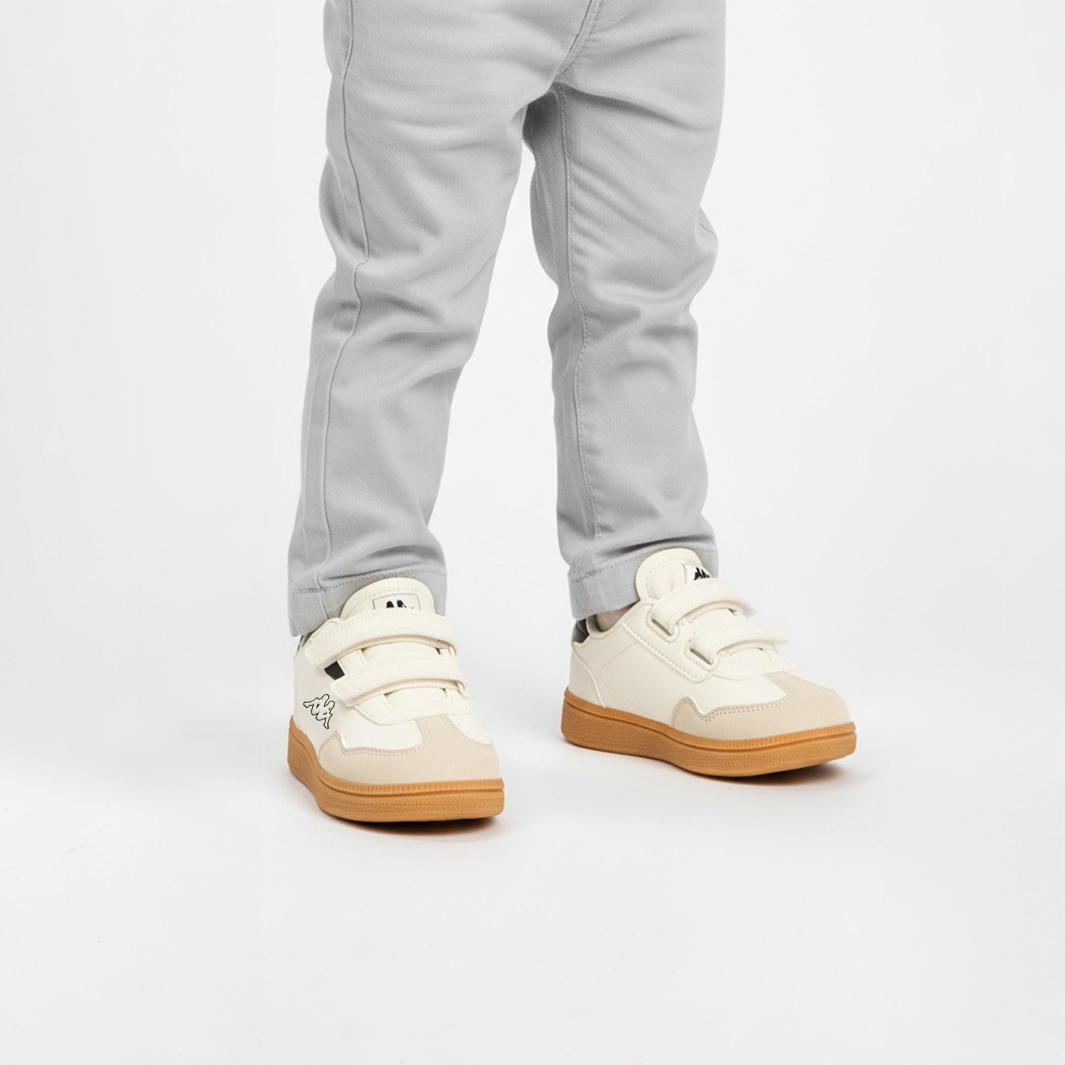 حذاء سنيكرز بشريط إغلاق لاصق للأولاد من كابا-boys-shoes-sneakers-image-2