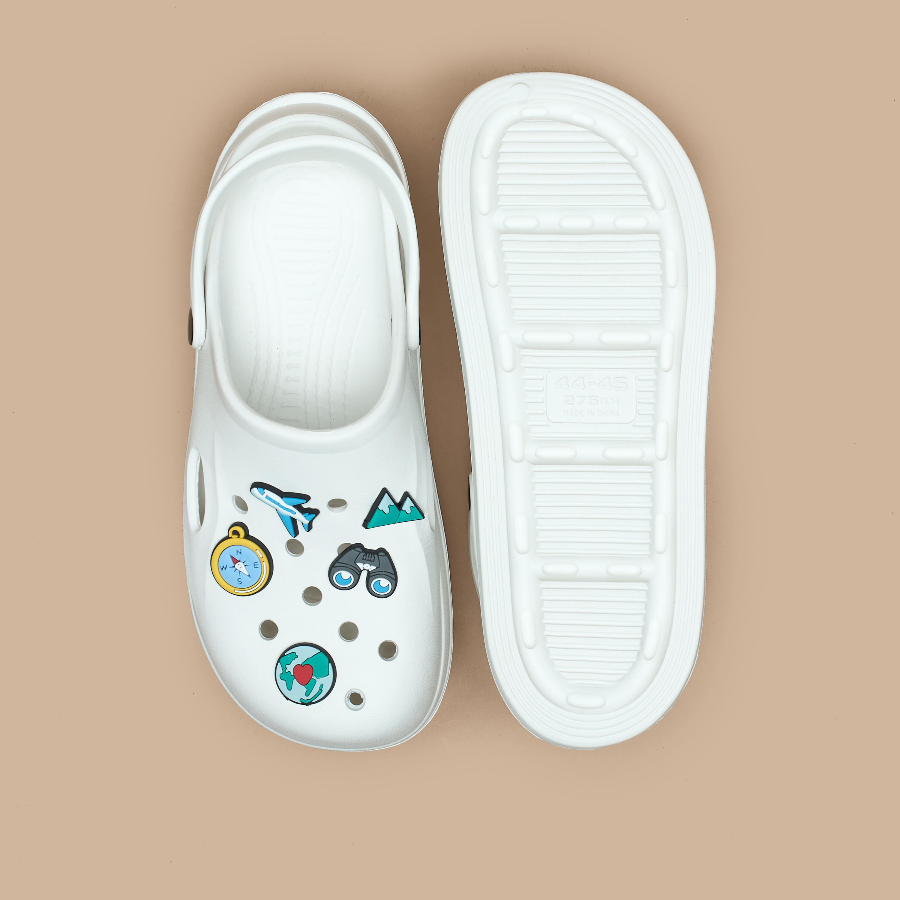 صندل كلوج بحزام خلفي وتزيينات للرجال من لي كوبر-men-shoes-flipflopsandslides-image-10