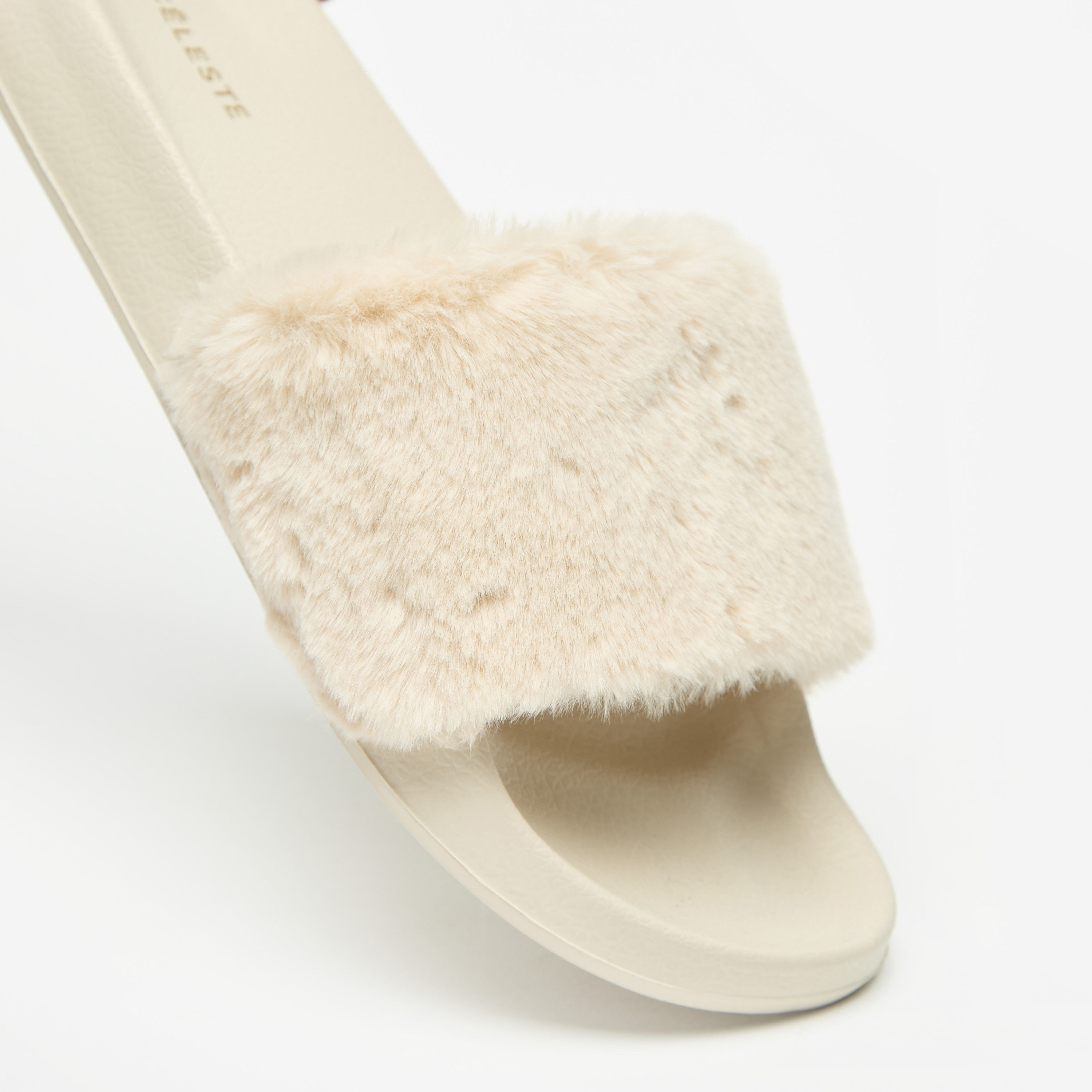 شبشب سهل الارتداء بارز الملمس من الفرو الصناعي للنساء من سيليست-women-shoes-flipflopsandslides-image-4