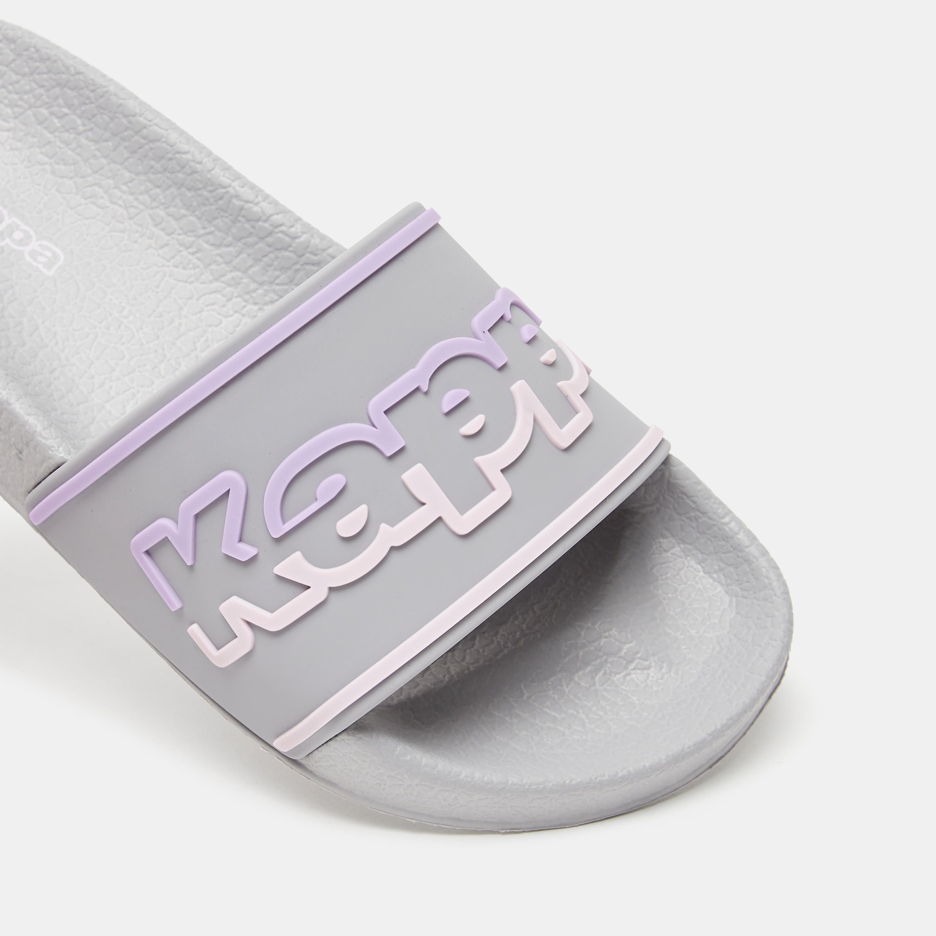 شبشب صندل للنساء بتفاصيل مقدّمة مفتوحة من كابا-women-shoes-flipflopsandslides-image-5