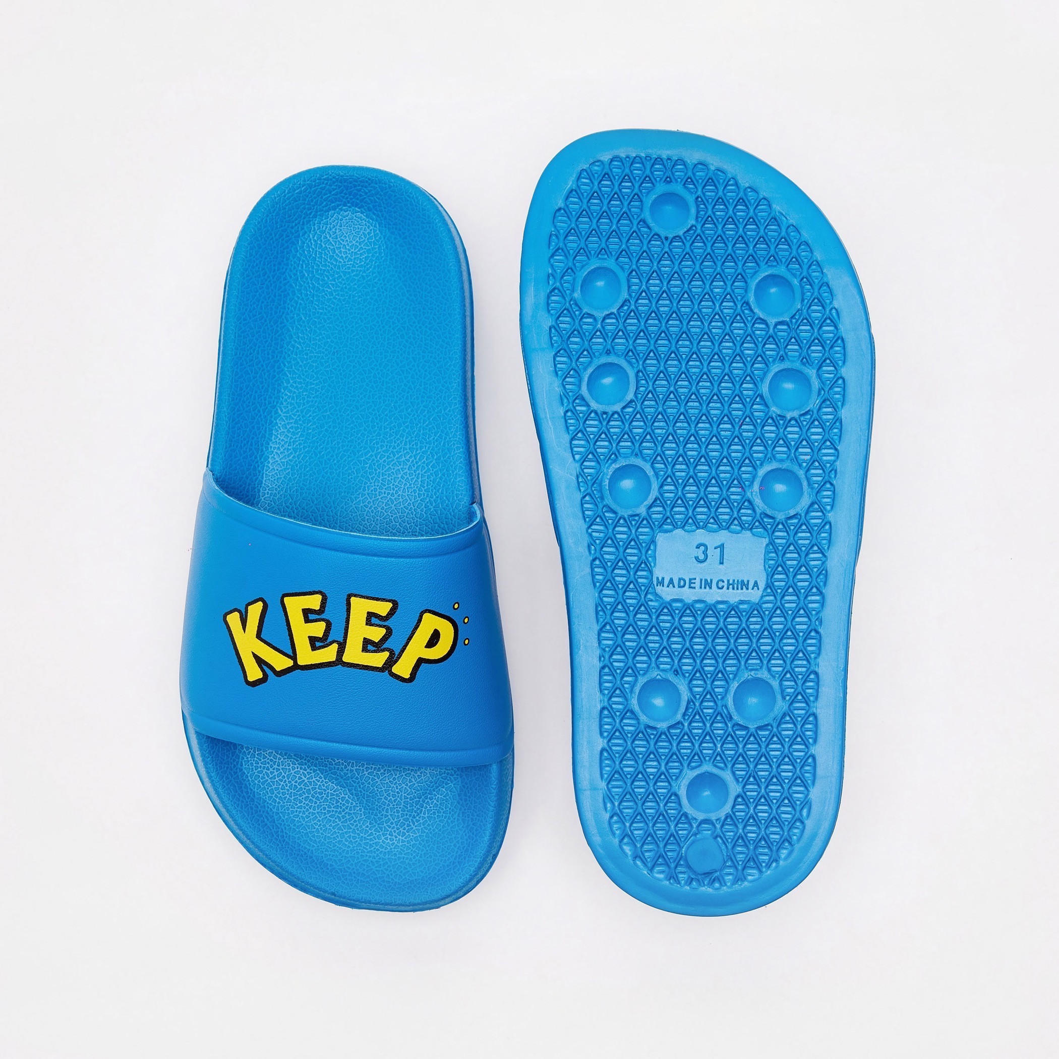 شبشب خفيف سهل الارتداء بطبعات تايبوجرافيك-boys-shoes-flipflopsandslides-image-6