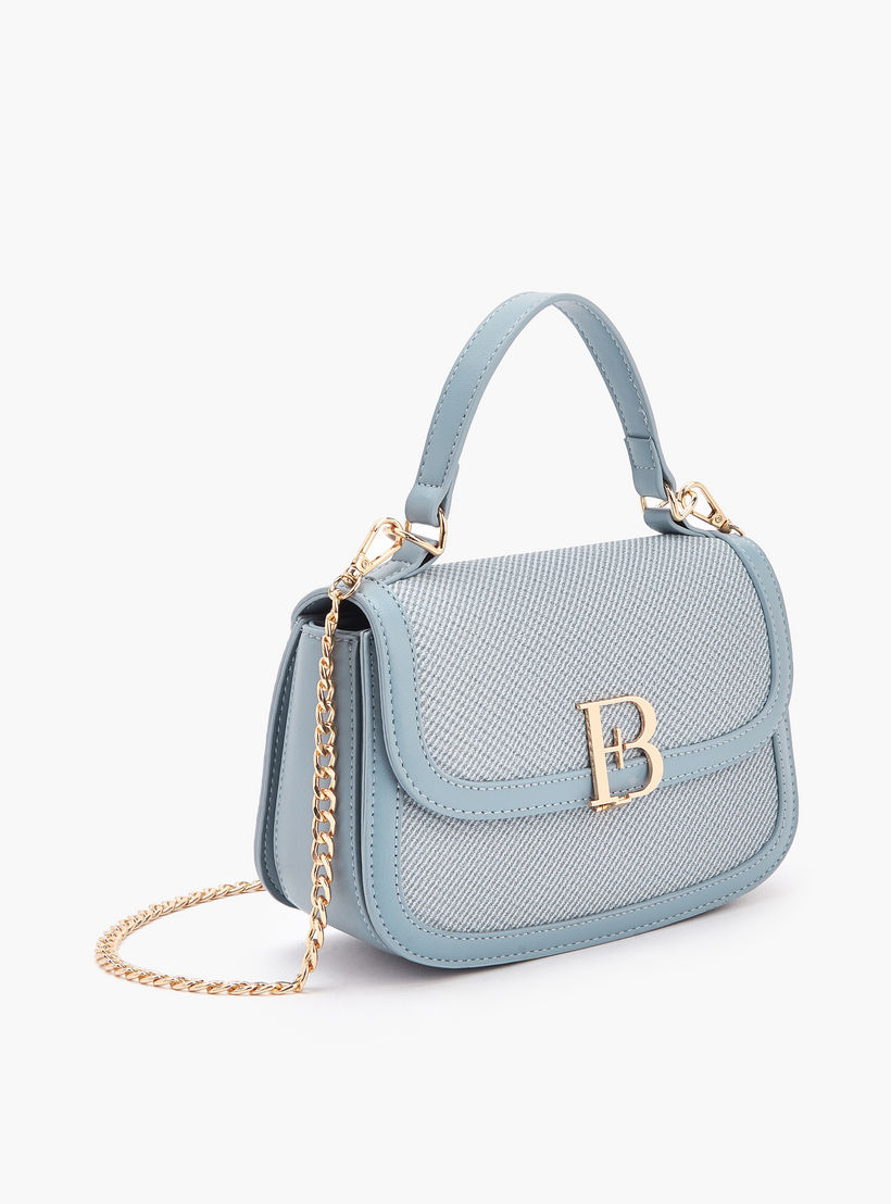 شنطة كروس بودي بتفاصيل شعار مع حزام سلسلة من فلورا بيلا-women-bagsandwallets-handbags-image-4
