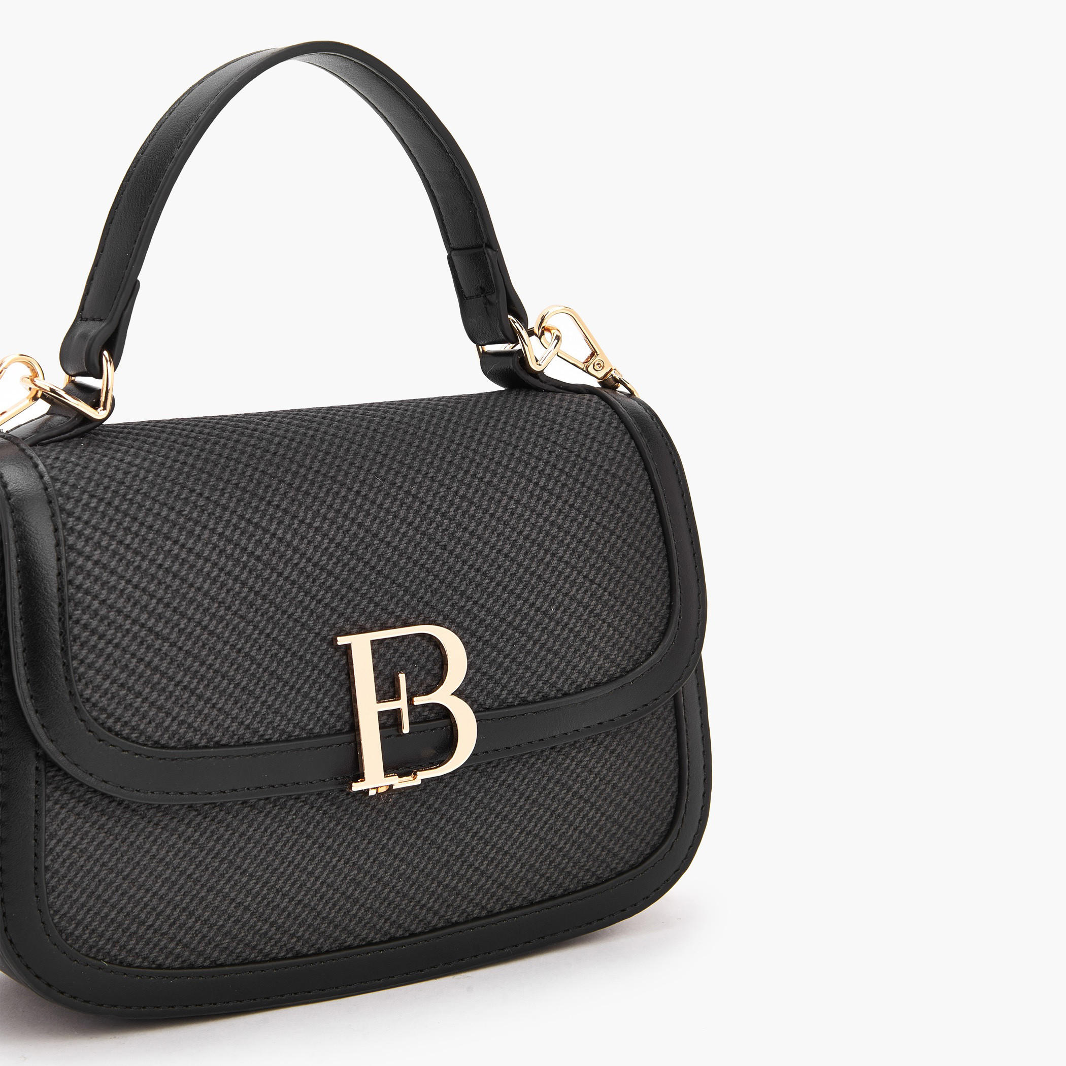 شنطة كروس بودي بتفاصيل شعار مع حزام سلسلة من فلورا بيلا-women-bagsandwallets-handbags-image-6