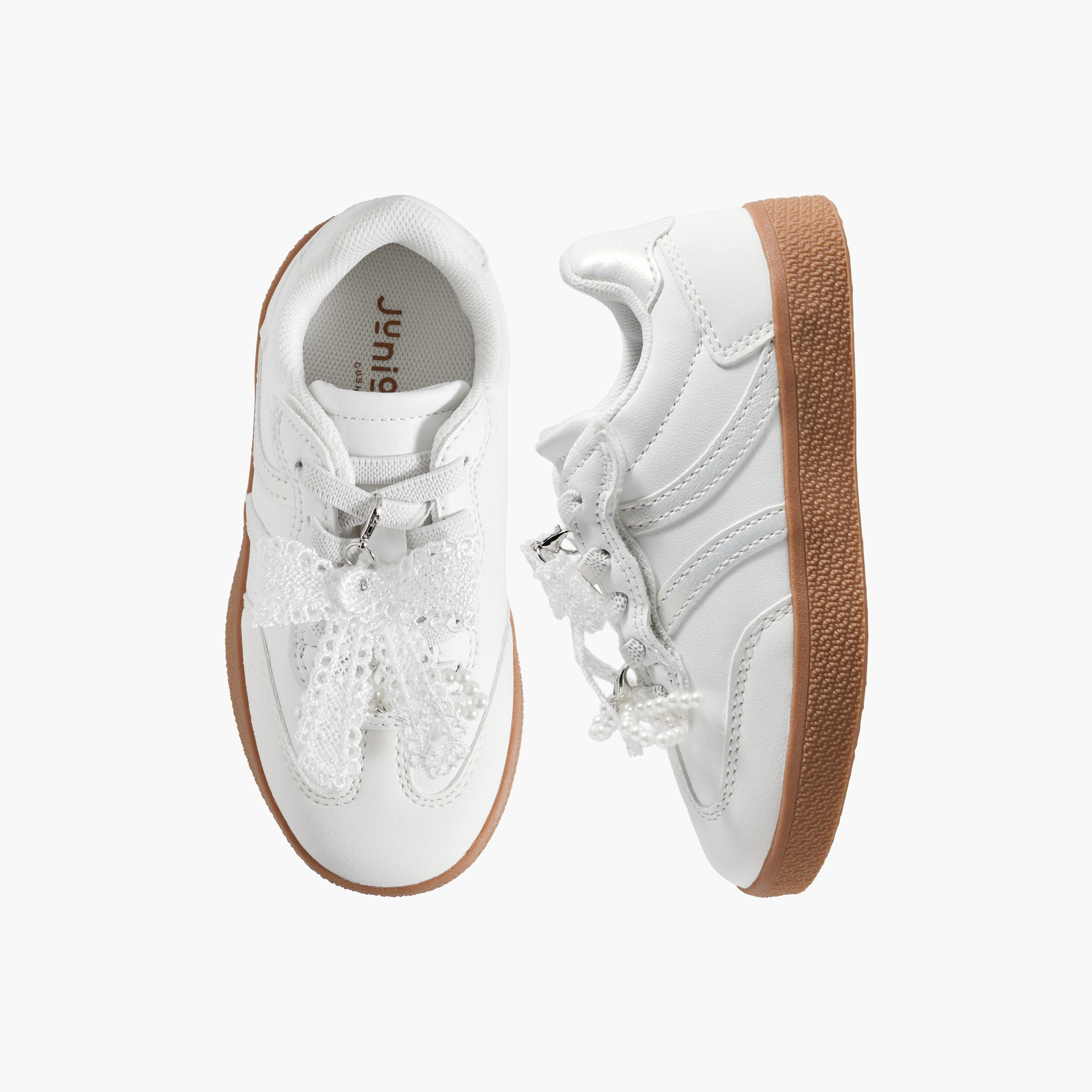 حذاء سنيكرز مزين بفيونكة ورباط إغلاق للبنات من جونيورز-girls-shoes-sneakers-image-1