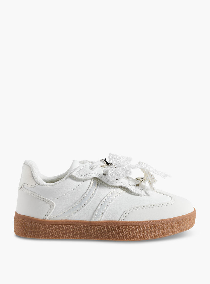 حذاء سنيكرز مزين بفيونكة ورباط إغلاق للبنات من جونيورز-girls-shoes-sneakers-image-3