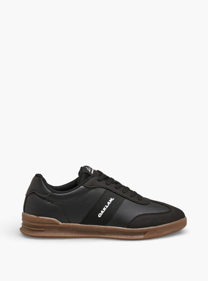 حذاء سنيكرز برباط إغلاق للرجال من أوكلان من شو إكسبربس-men-shoes-sneakers-image-4