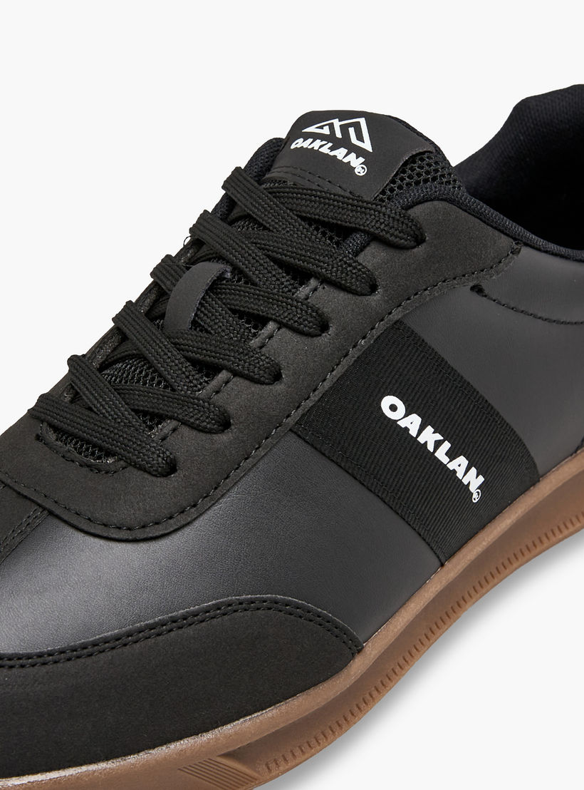 حذاء سنيكرز برباط إغلاق للرجال من أوكلان من شو إكسبربس-men-shoes-sneakers-image-5