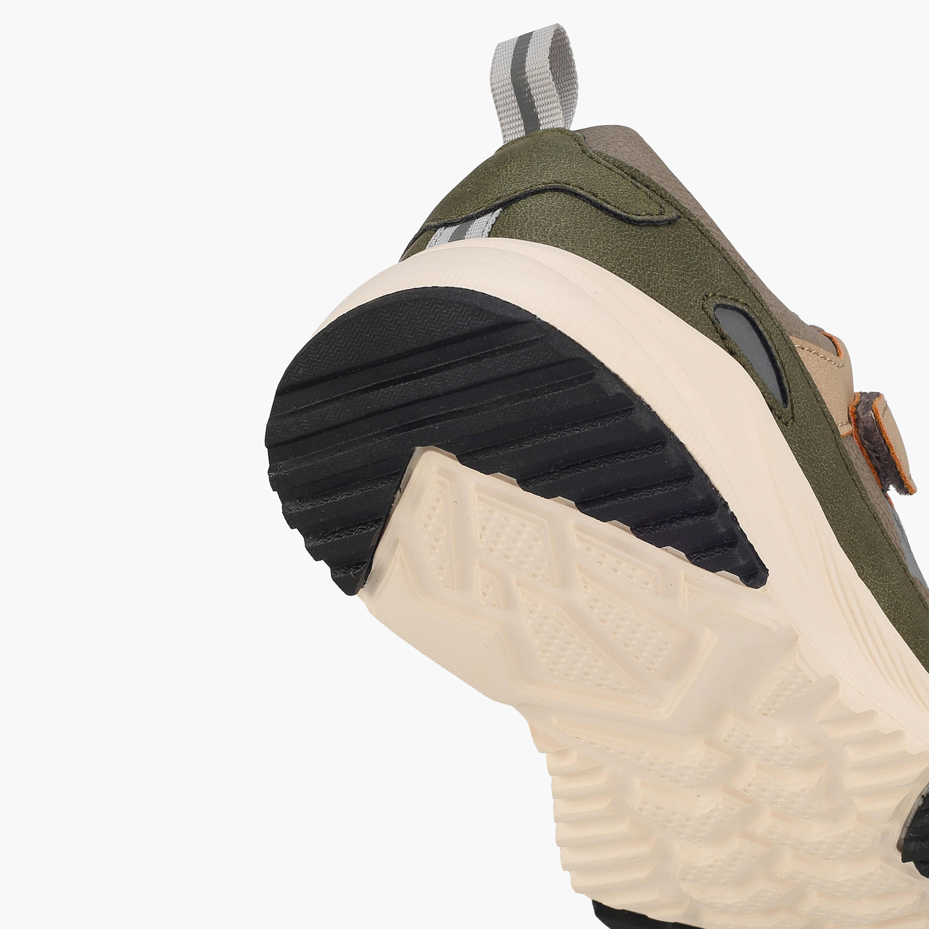 حذاء سنيكرز للكاحل بشريط لاصق للأولاد من لي كوبر-boys-shoes-sneakers-image-5