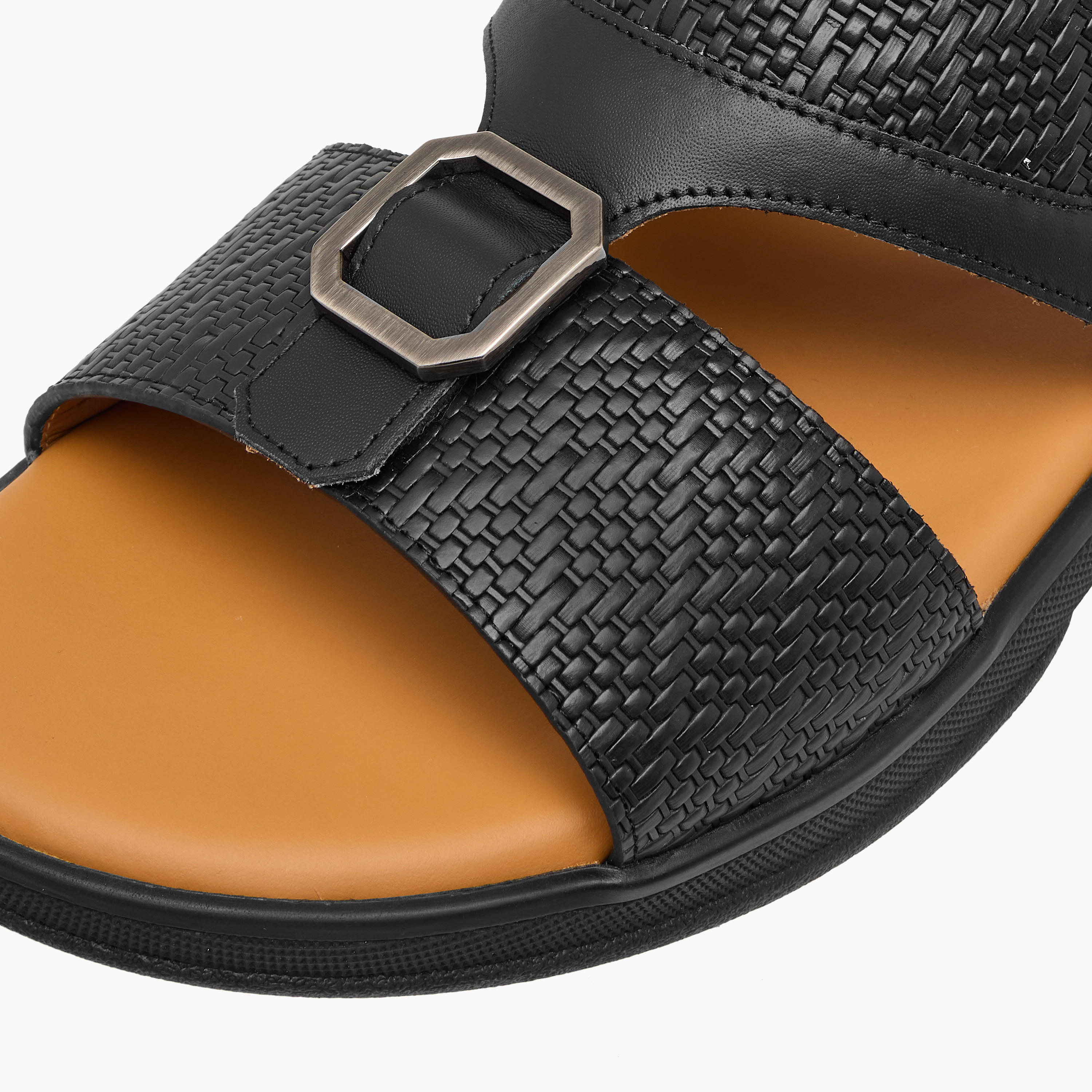 صندل عربي سهل الارتداء بزينة فيونكة للرجال من دوتشيني-men-shoes-sandals-image-4