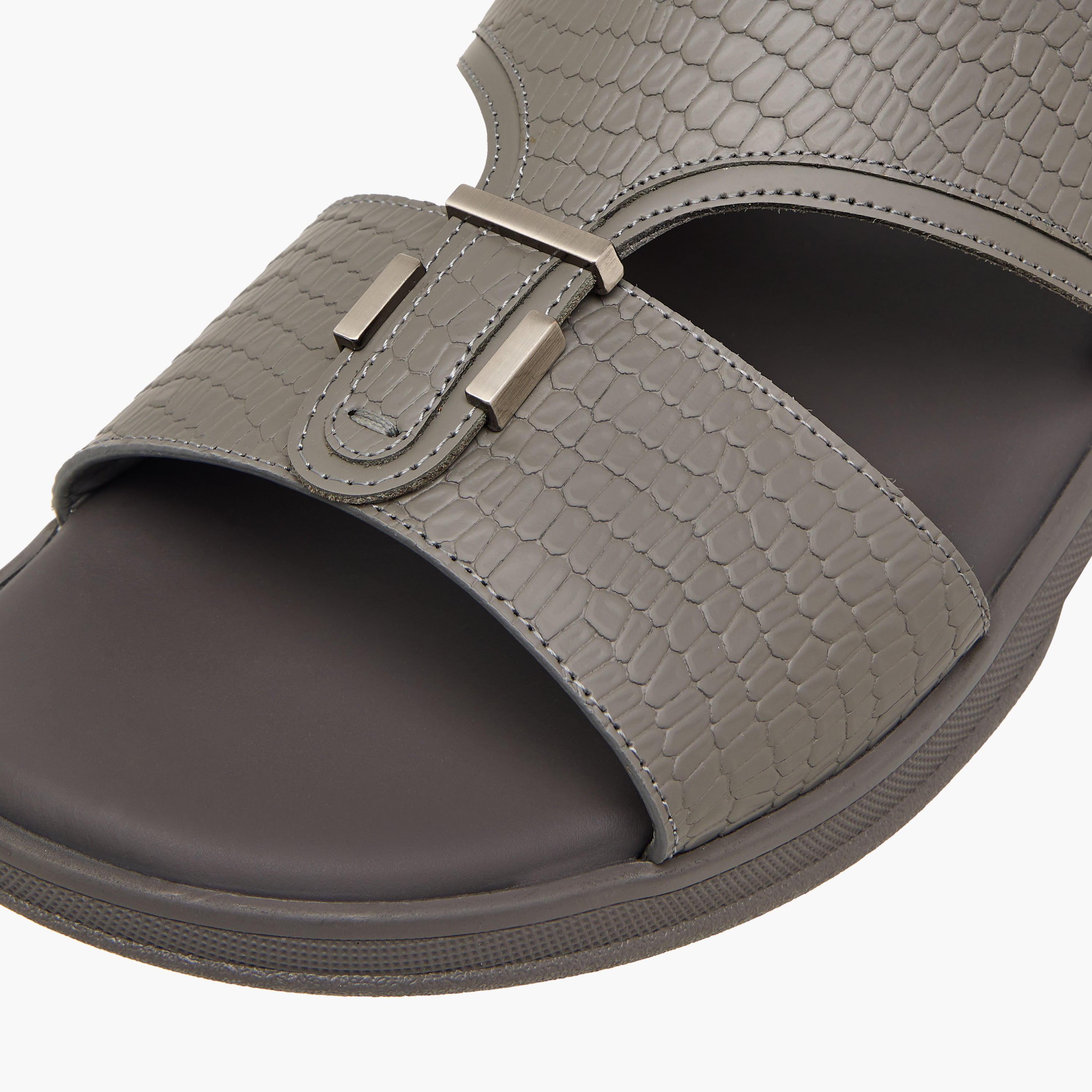 صندل عربي سهل الارتداء بزينة ميتال للرجال من دوتشيني-men-shoes-sandals-image-4
