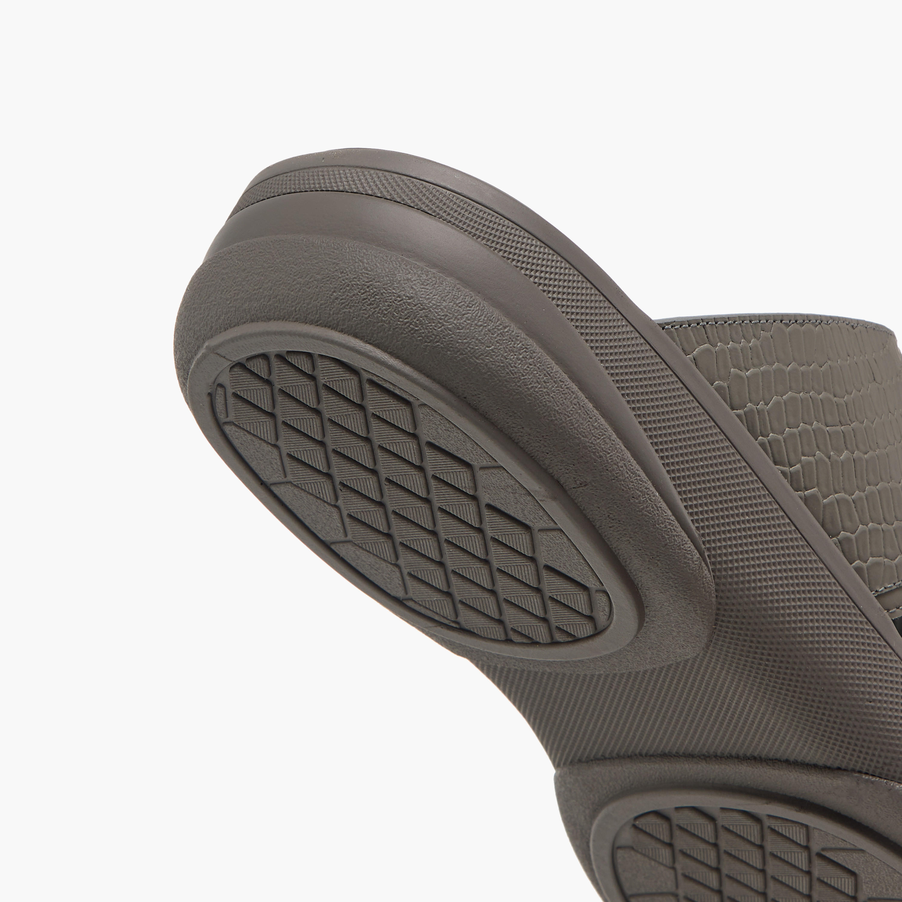 صندل عربي سهل الارتداء بزينة ميتال للرجال من دوتشيني-men-shoes-sandals-image-6