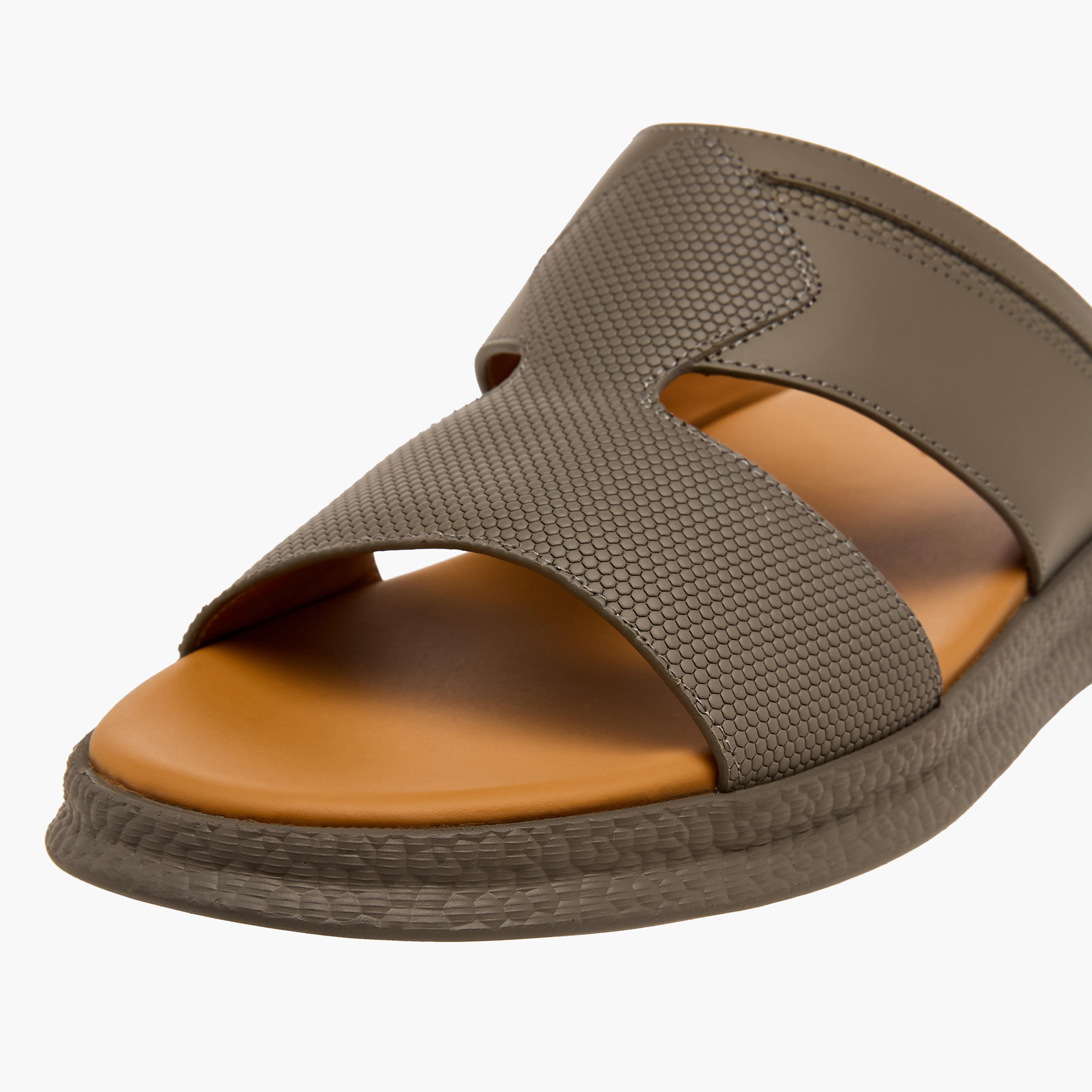 Le Confort Men Slip-On Arabic Sandals-men-shoes-sandals-image-4