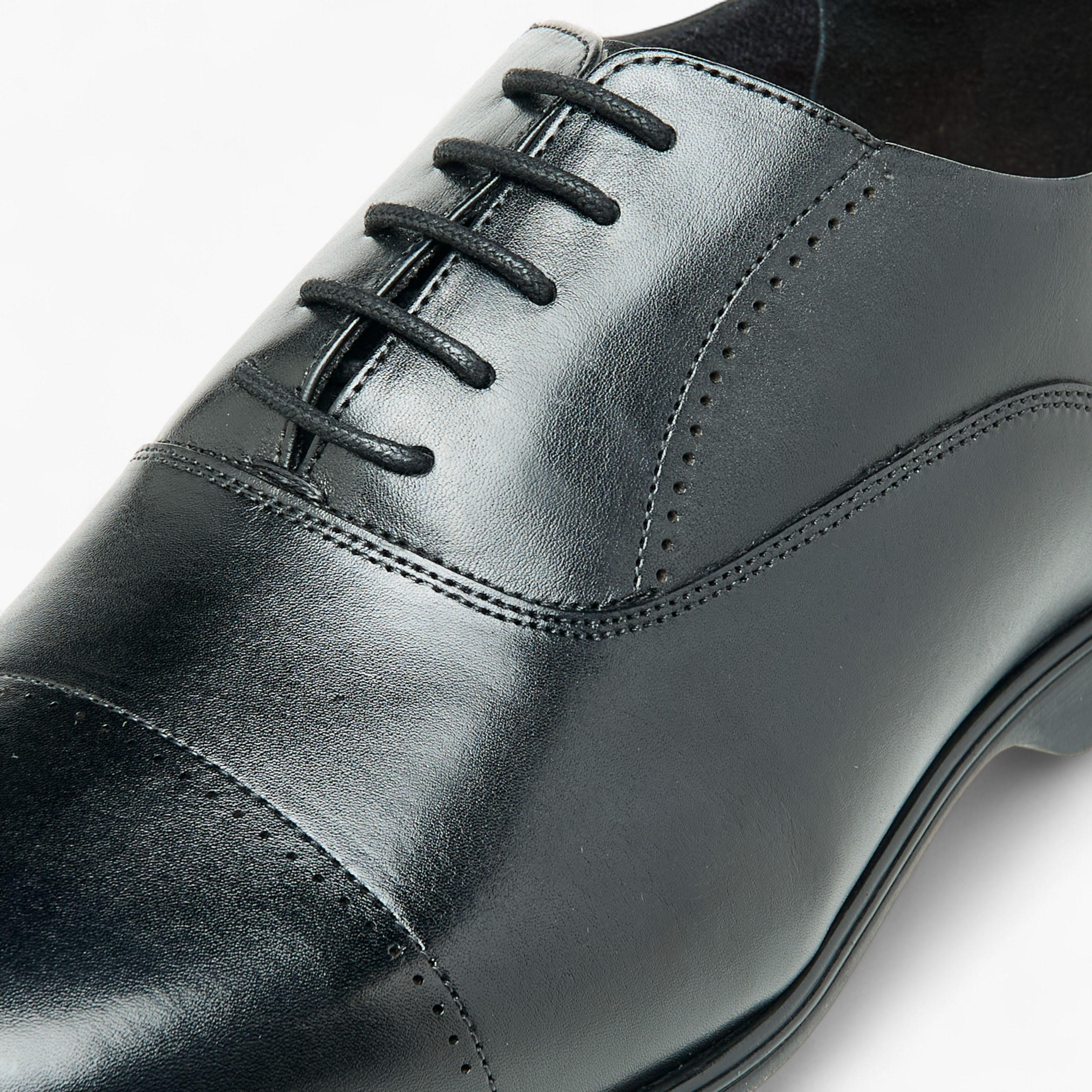 Le Confort Leather Solid Lace-Up Oxford Shoes-men-shoes-formalshoes-image-4