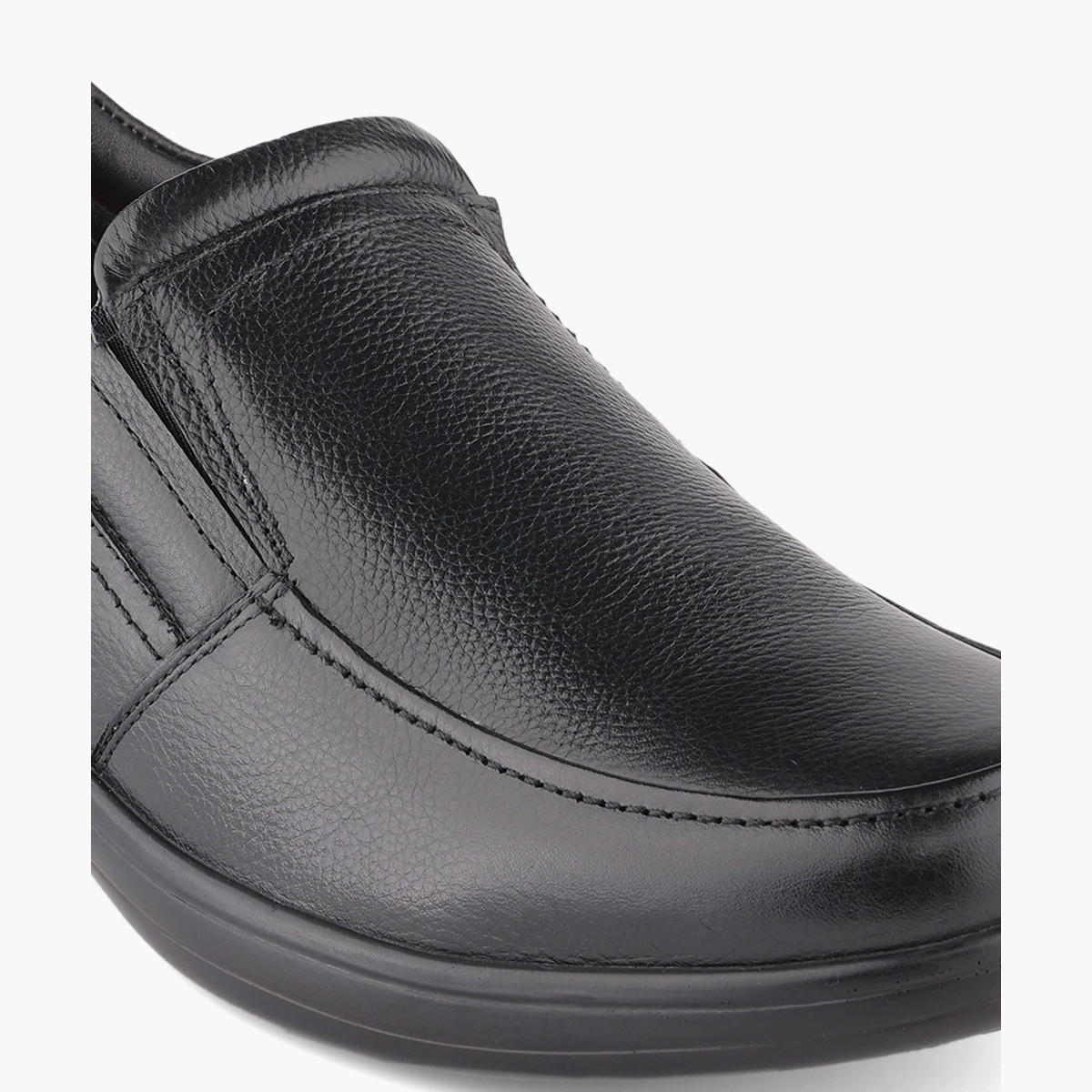 Le Confort Men Genuine Leather Slip-On Loafers-men-shoes-formalshoes-image-4