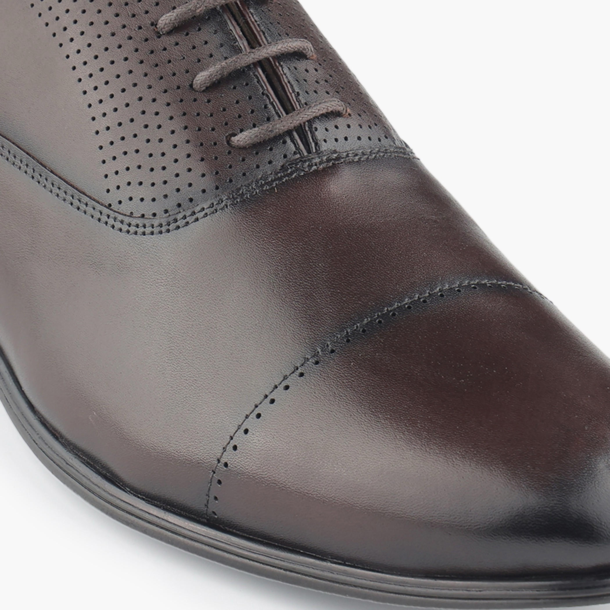 Le Confort Men Genuine Leather Lace-Up Derby Shoes-men-shoes-formalshoes-image-4