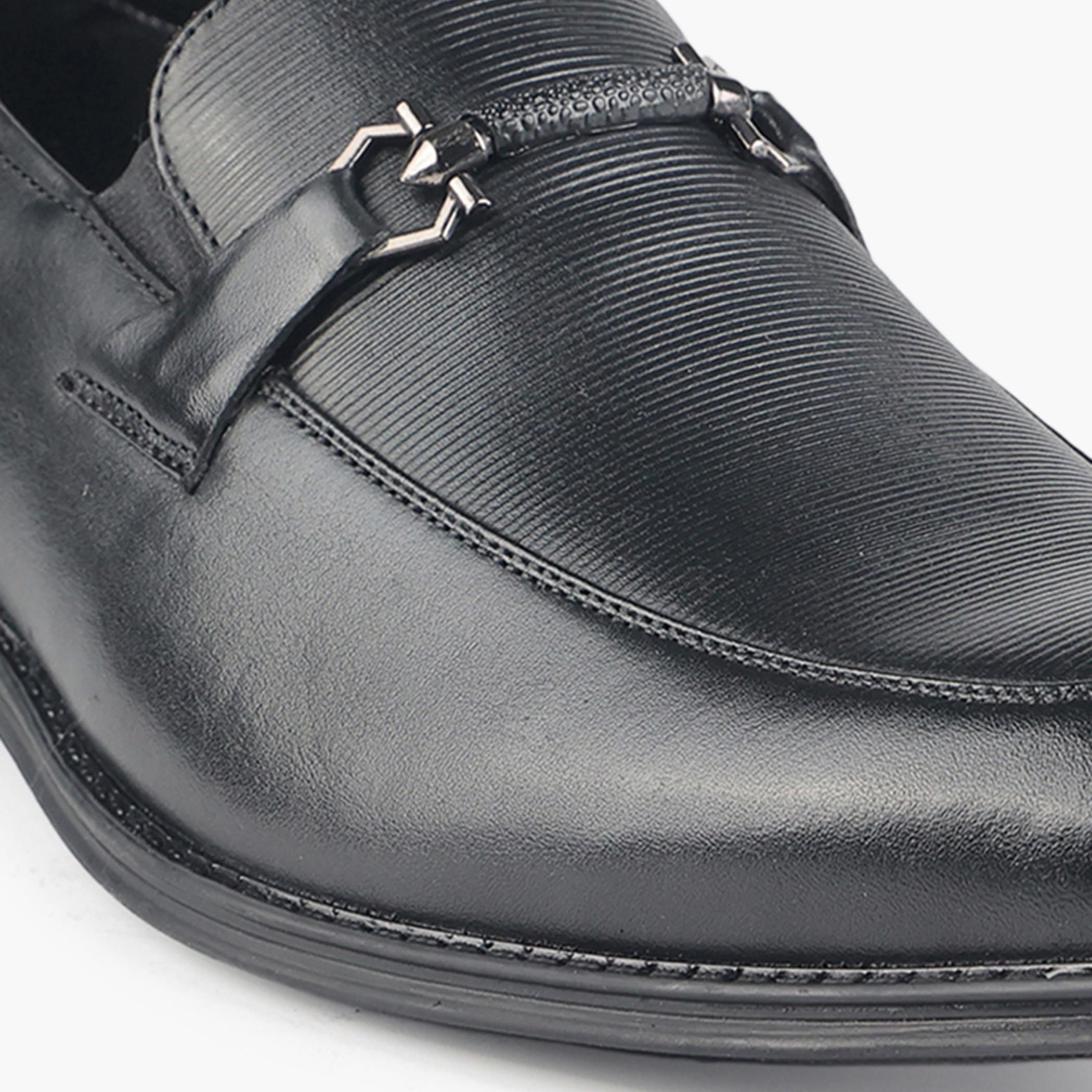 حذاء لوفر جلد سهل الارتداء للرجال من إل بي إل من شوإكسبريس-men-shoes-loafersandmoccasins-image-4