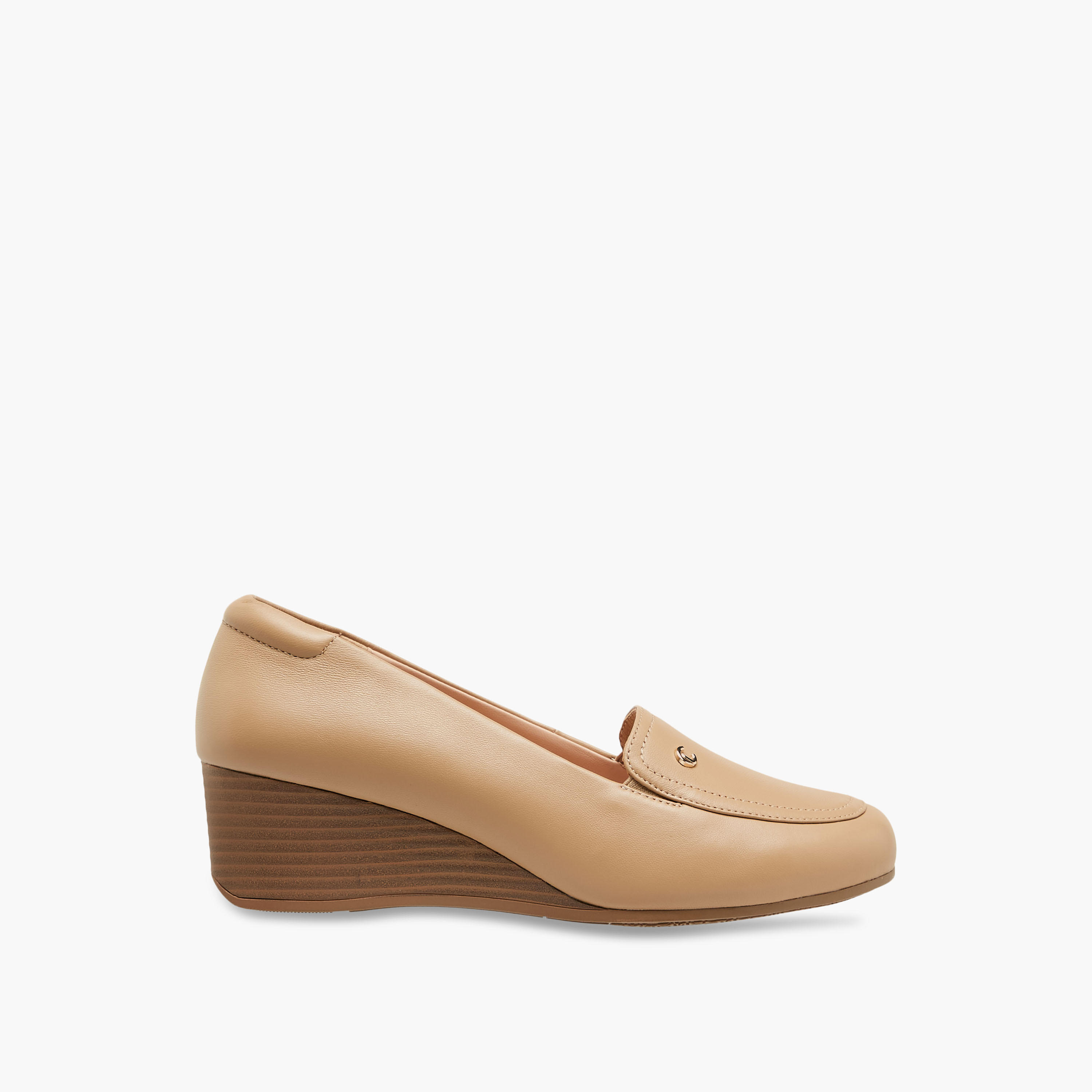 Le Confort Solid Wedge Heel Loafers-women-shoes-loafersandmoccasins-image-3