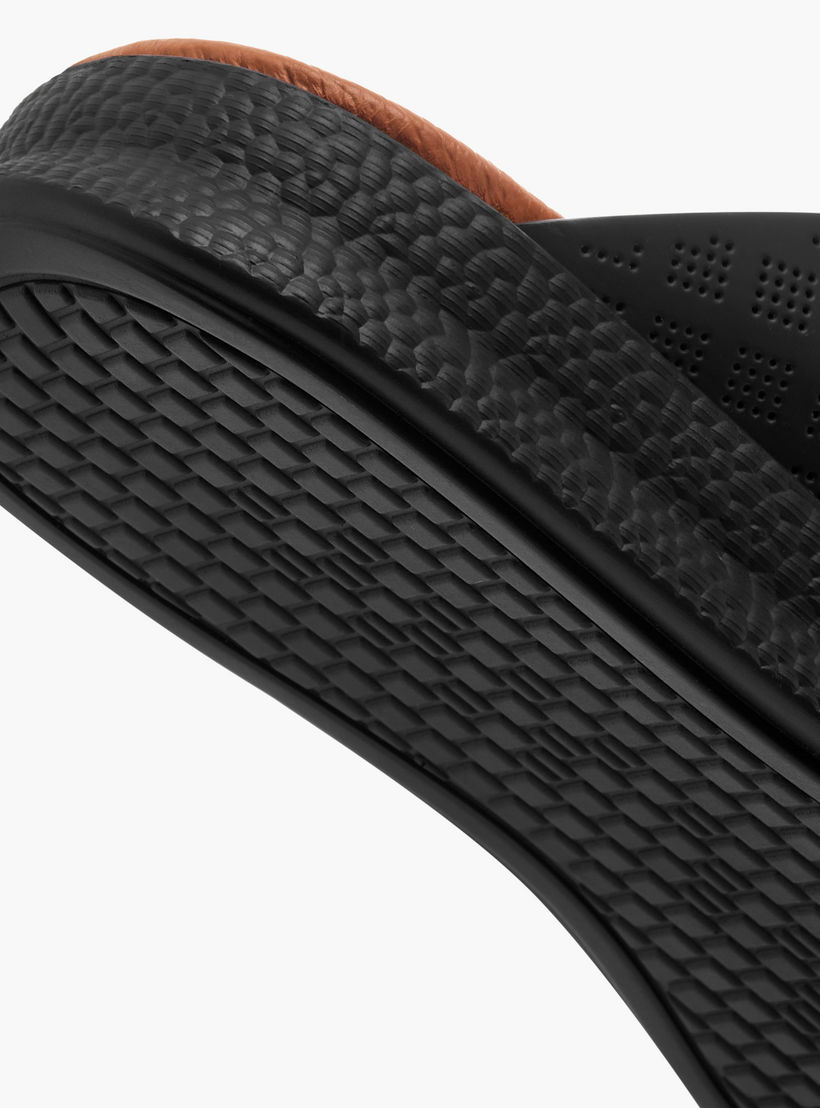 Duchini Men Perforated Strap Arabic Sandals-men-shoes-sandals-image-6