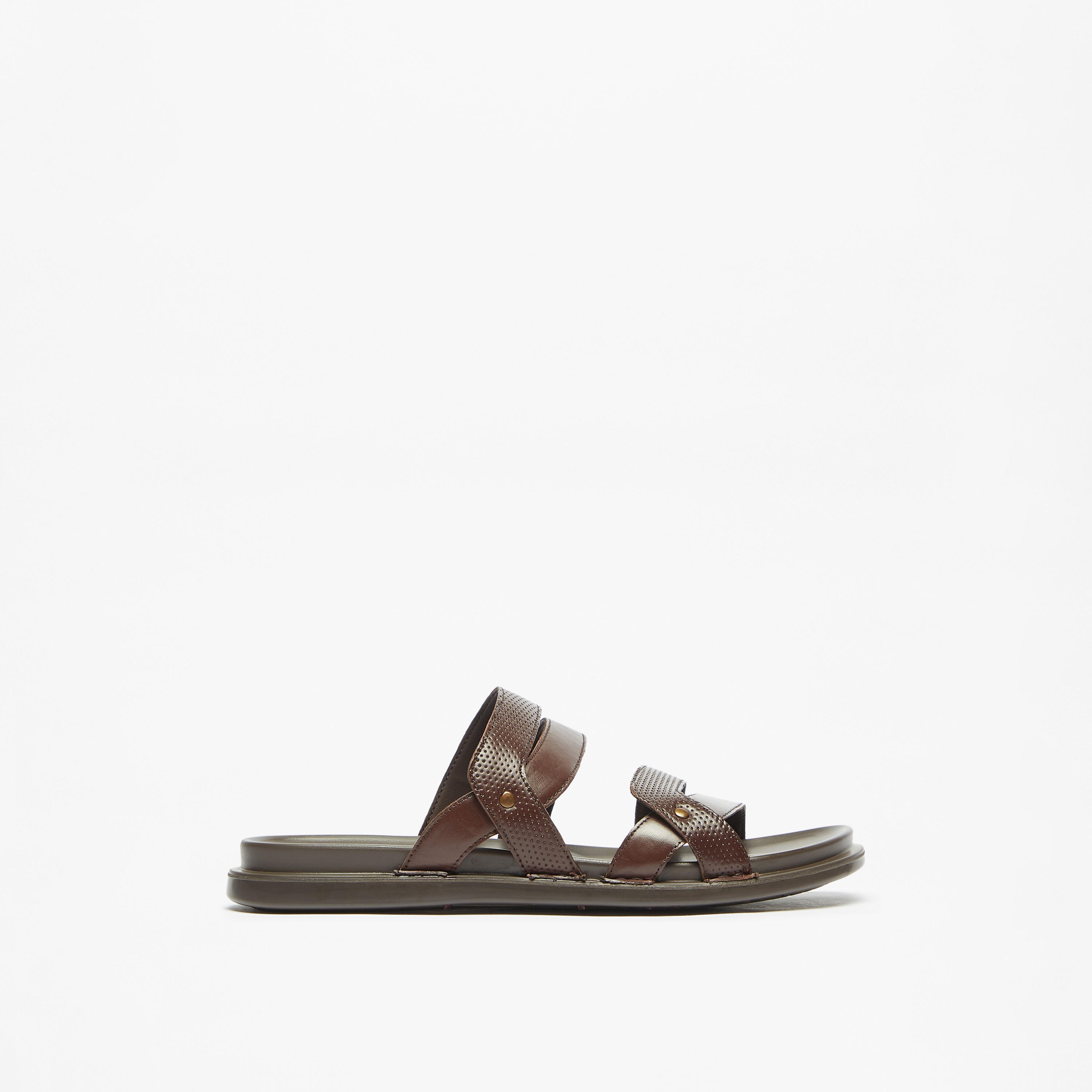 Textured Slip-On Arabic Sandals-men-shoes-sandals-image-3